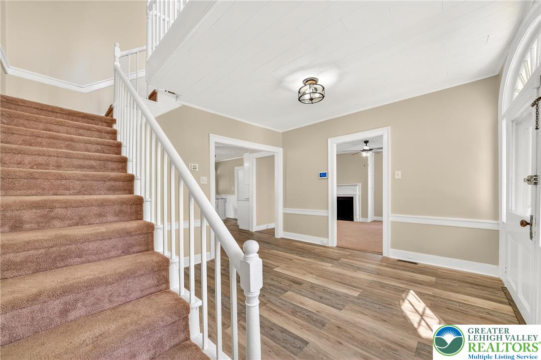 East Allen Twp, Pennsylvania, 18017, United States, 4 Bedrooms Bedrooms, ,2 BathroomsBathrooms,Residential,For Sale,1926367