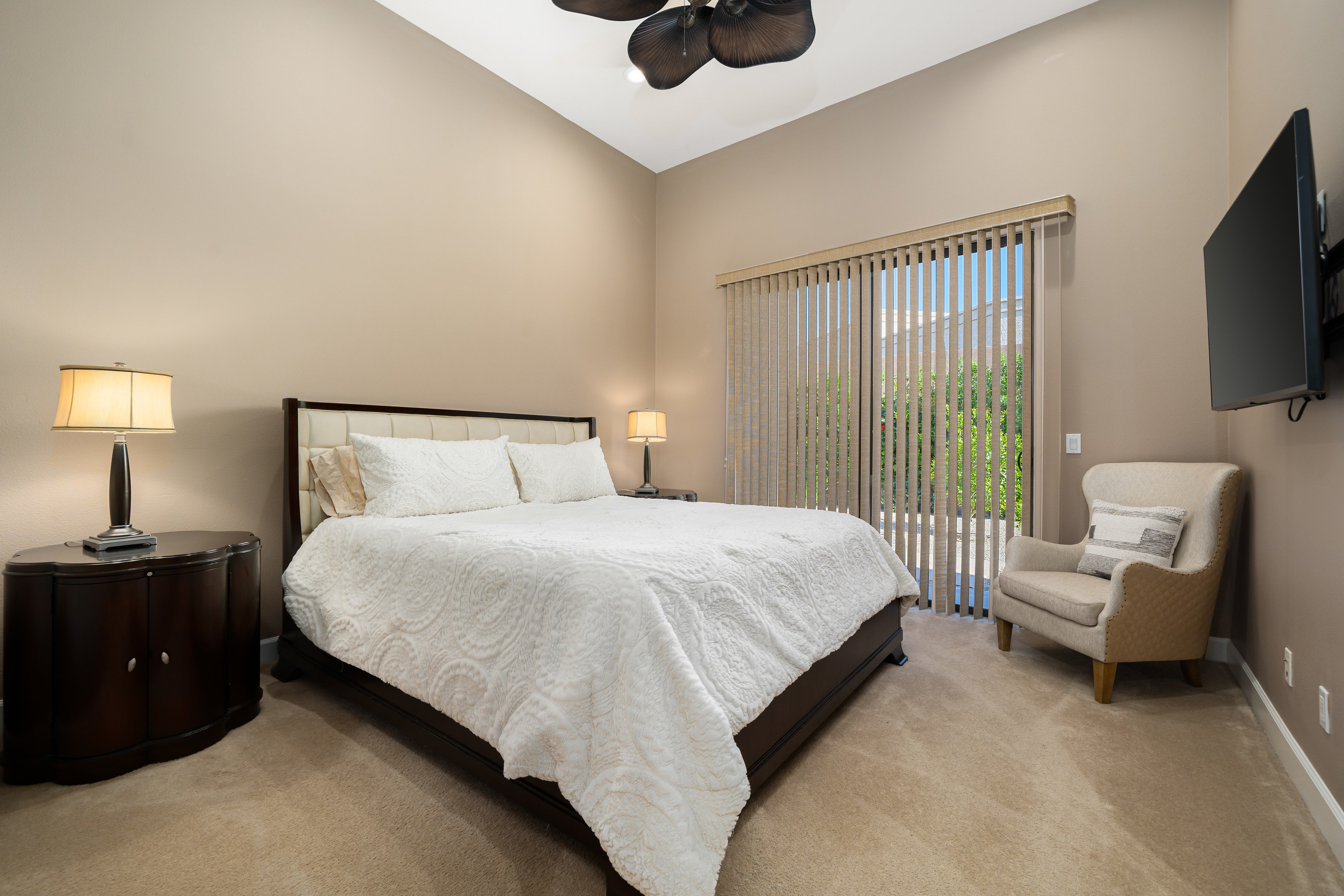  South Facing Gated La Quinta Pool Home - 物件實景