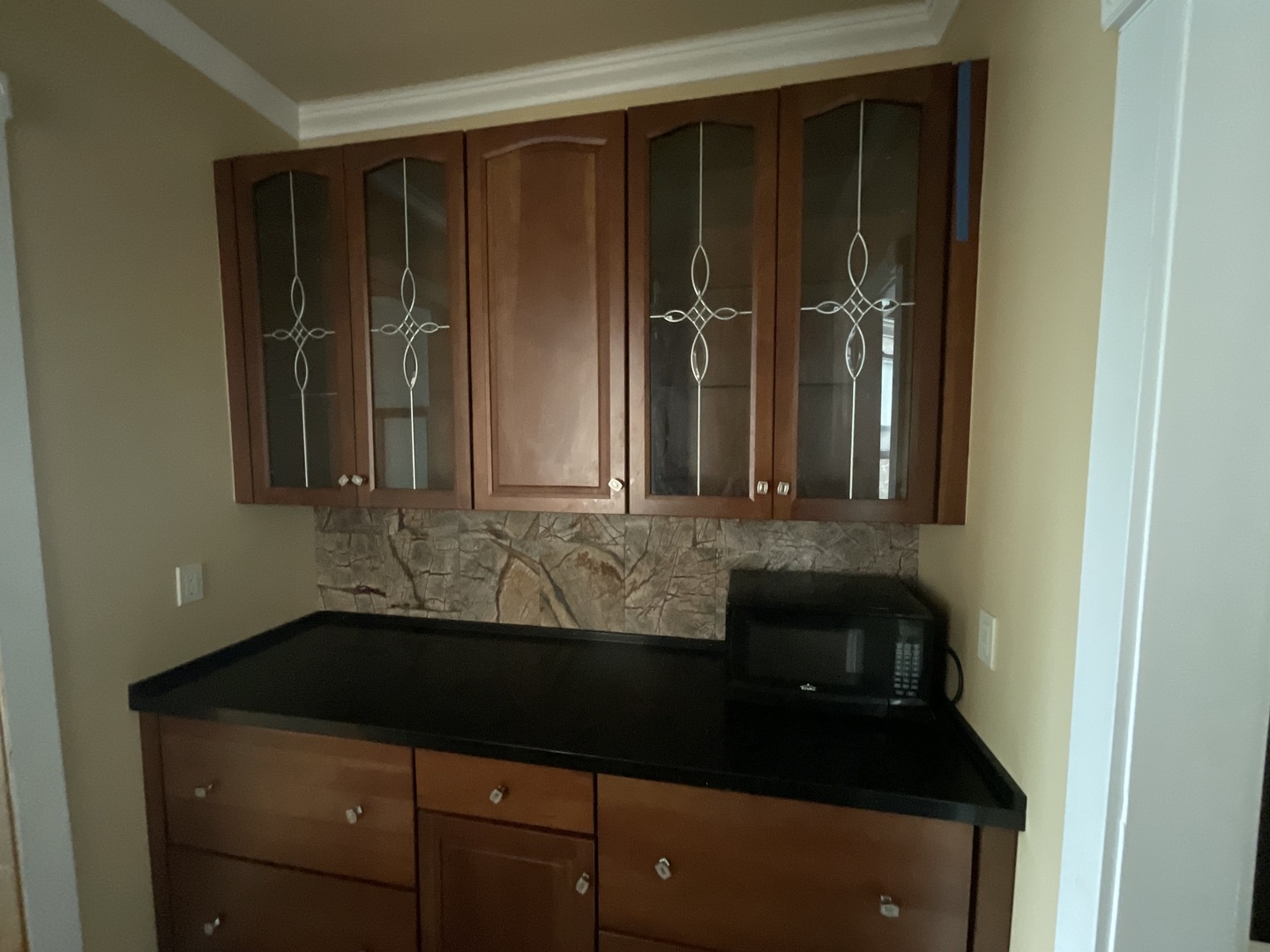 Chicago, Illinois, 60615, United States, 5 Bedrooms Bedrooms, ,3 BathroomsBathrooms,Residential,For Sale,1961563