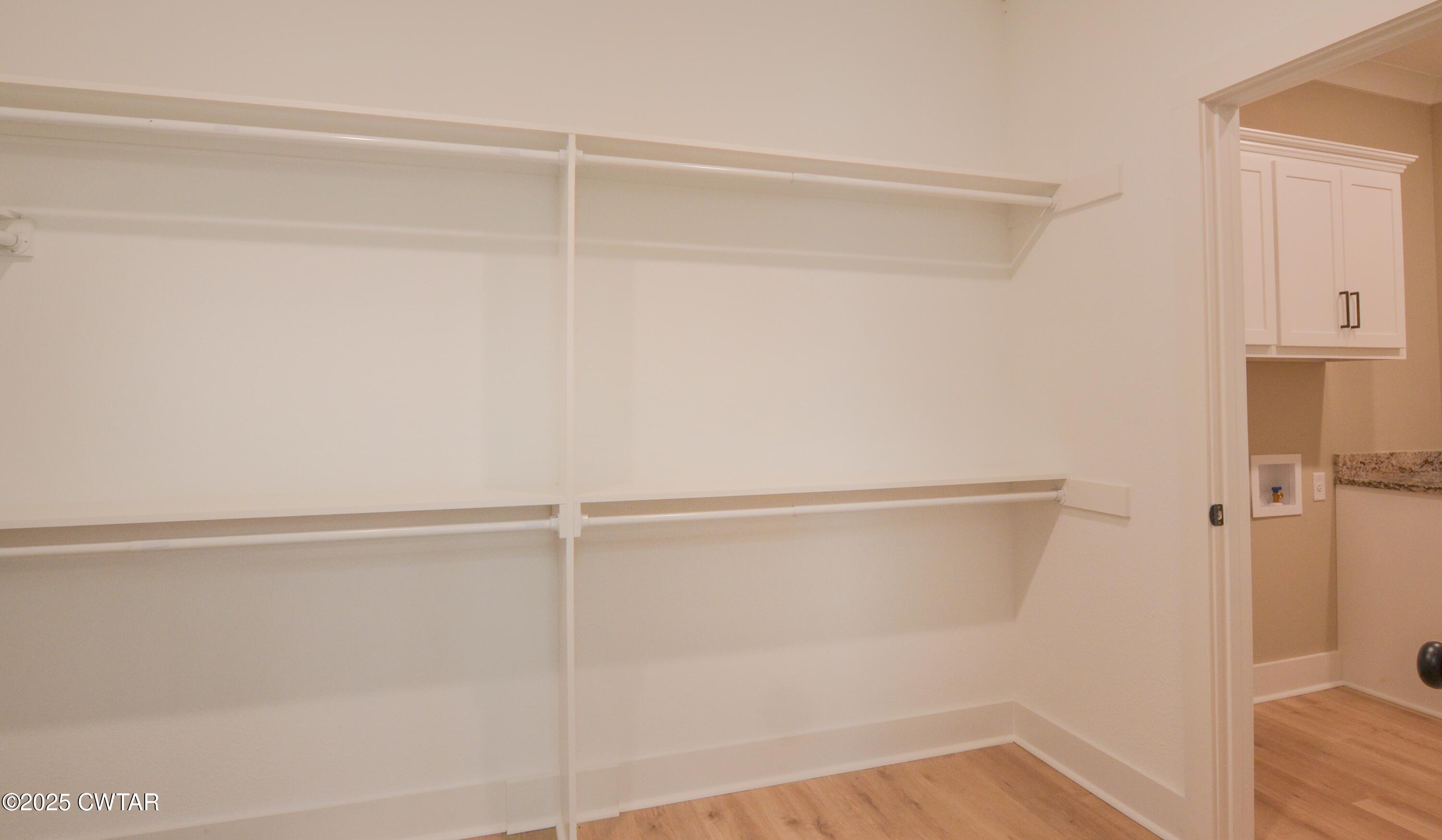 Gadsden, Tennessee, 38337, United States, 4 Bedrooms Bedrooms, ,3 BathroomsBathrooms,Residential,For Sale,1990008