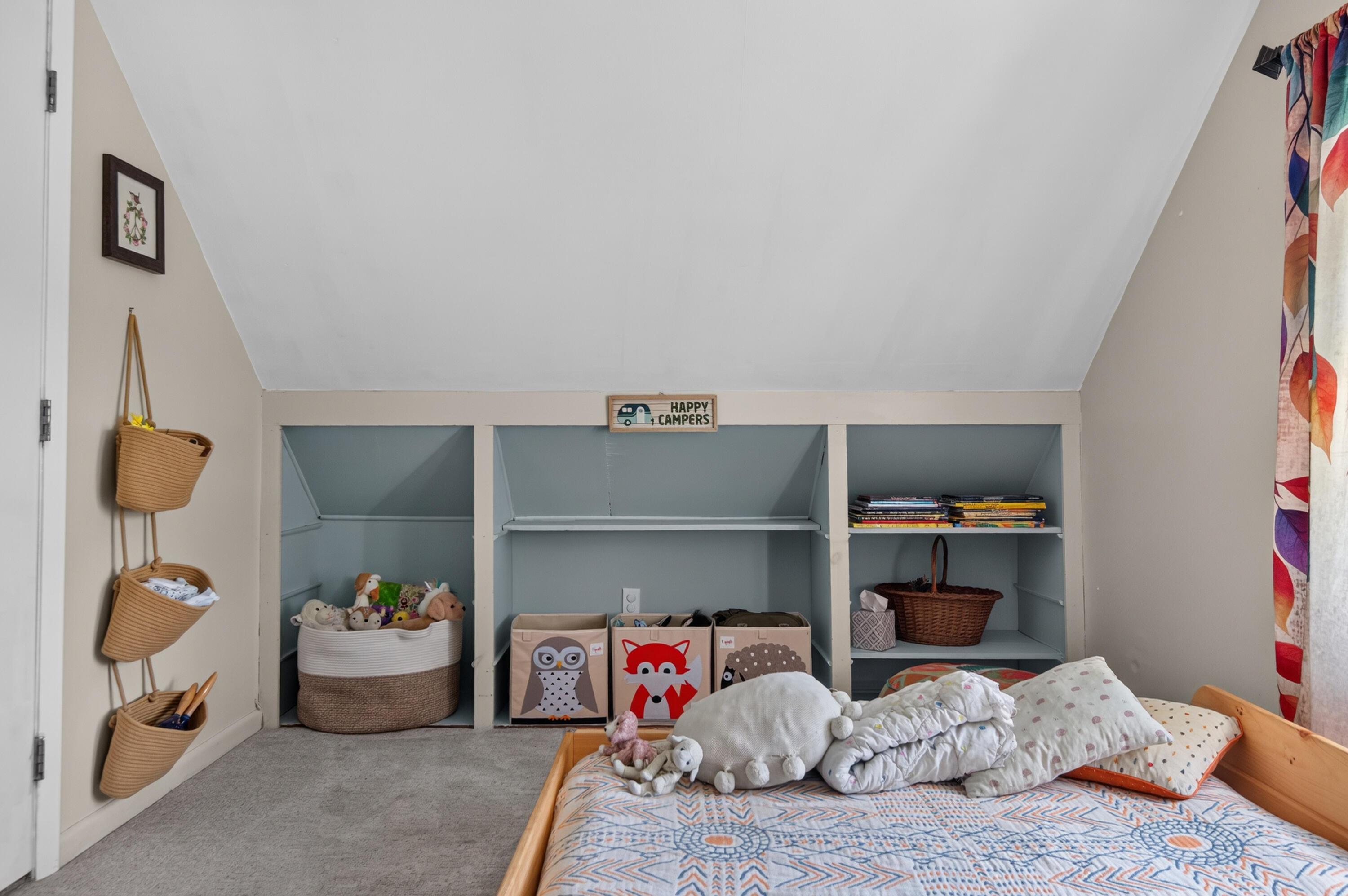  147 Rowe Avenue - 物件實景