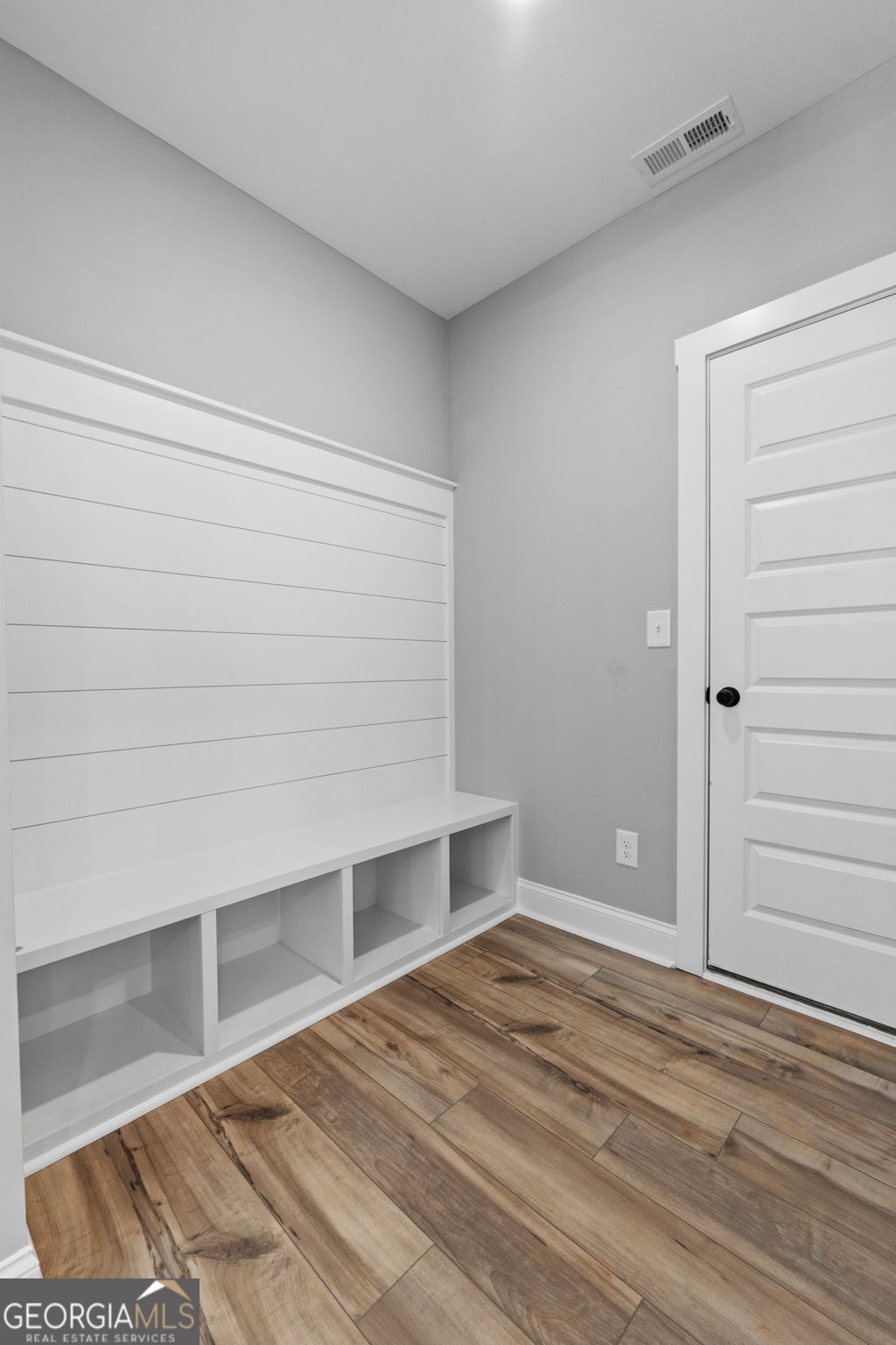 Forsyth, Georgia, 31029, United States, 4 Bedrooms Bedrooms, ,3 BathroomsBathrooms,Residential,For Sale,1992183