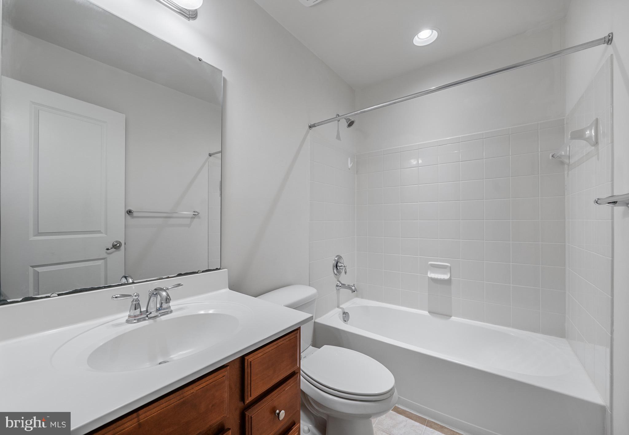 Waldorf, Maryland, 20602, United States, 4 Bedrooms Bedrooms, ,3 BathroomsBathrooms,Residential,For Sale,2001187