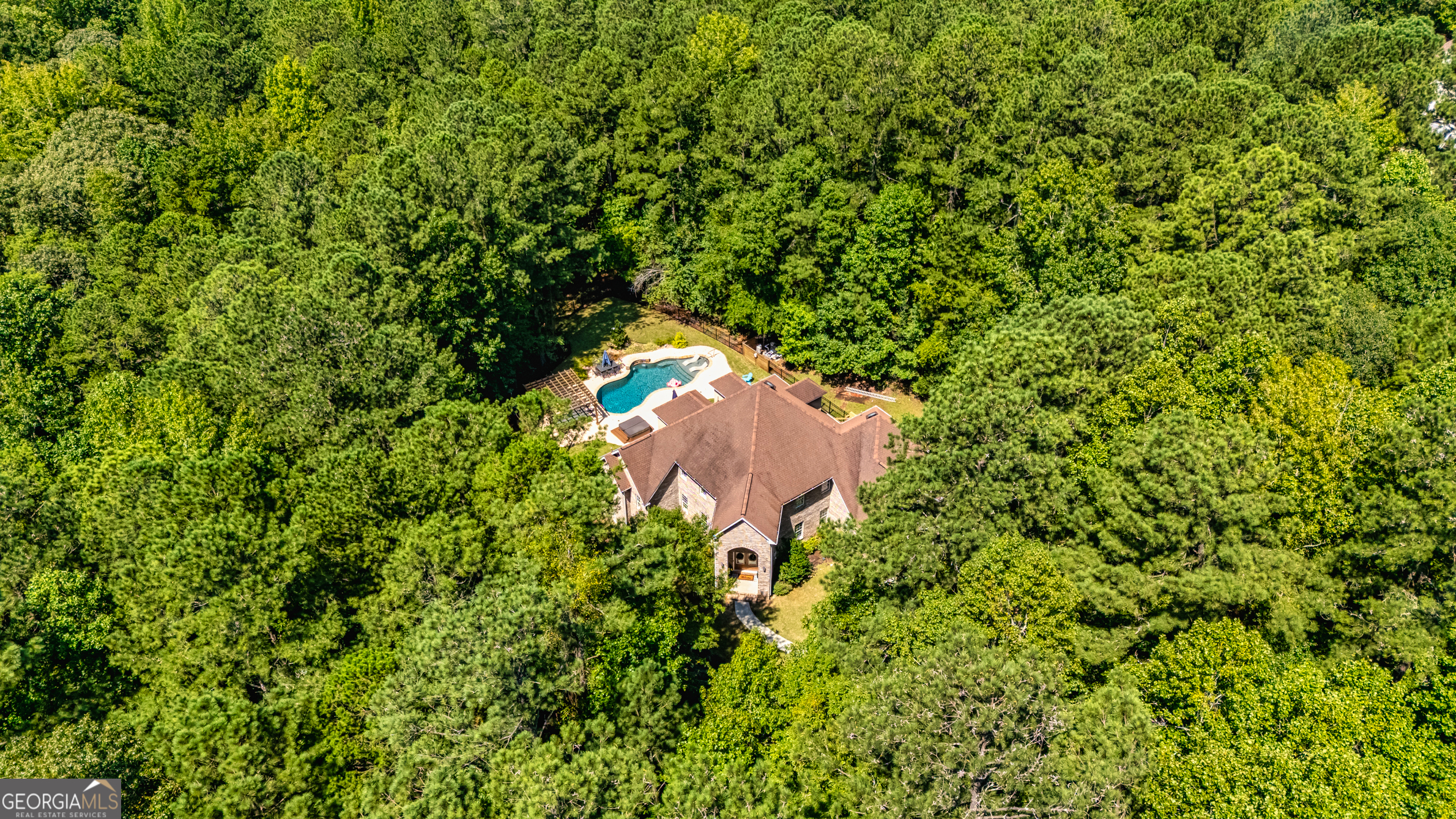 Newnan, Georgia, 30263, United States, 4 Bedrooms Bedrooms, ,5 BathroomsBathrooms,Residential,For Sale,1932602