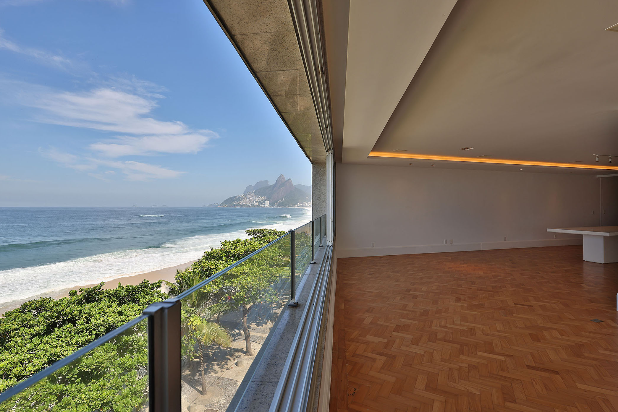  Exclusive penthouse with open views on Francisco Bhering - 物件實景