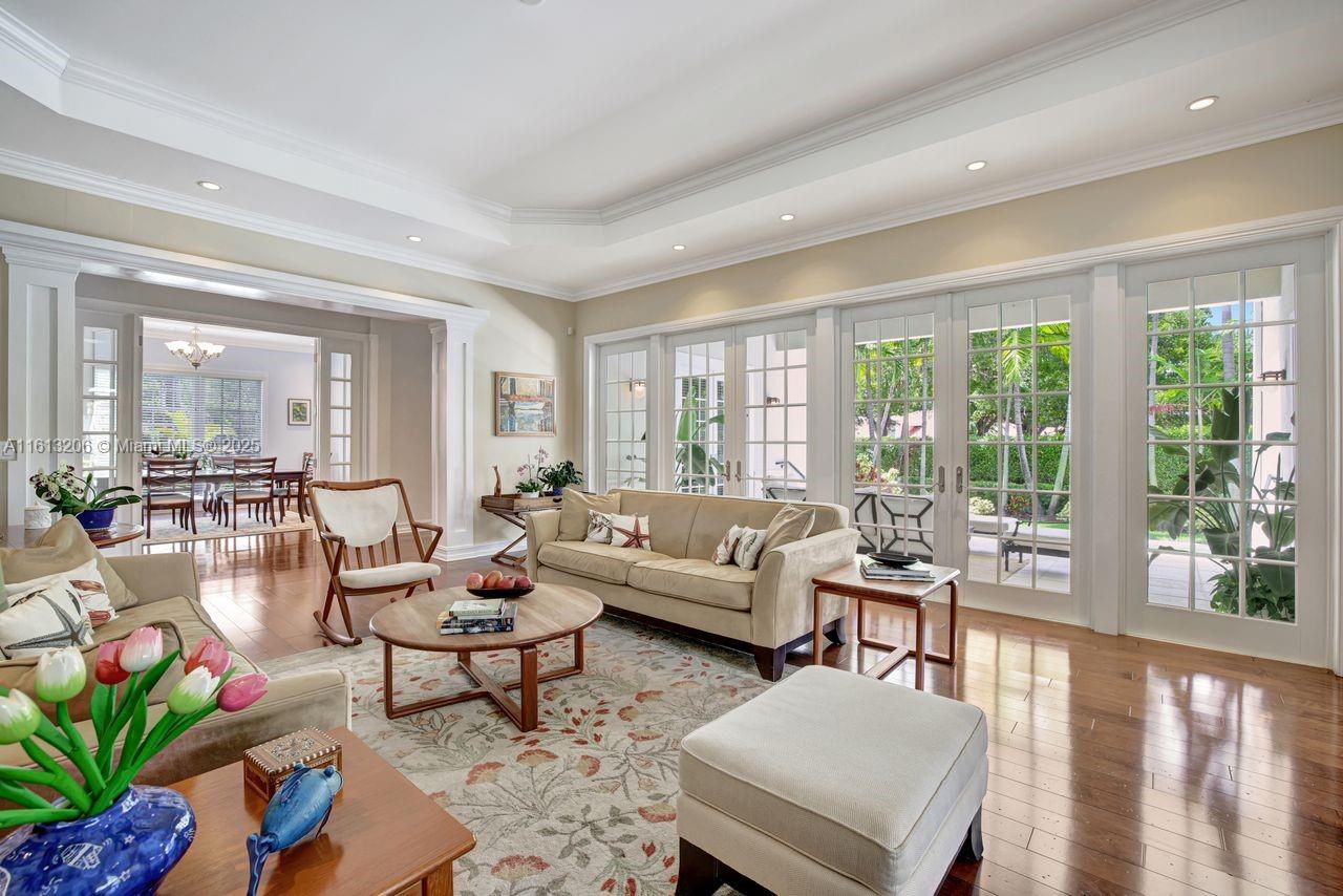 797 Ridgewood Rd, Key Biscayne, Florida, 33149, United States, 7 Bedrooms Bedrooms, ,8 BathroomsBathrooms,Residential,For Sale,797 Ridgewood Rd,1590782