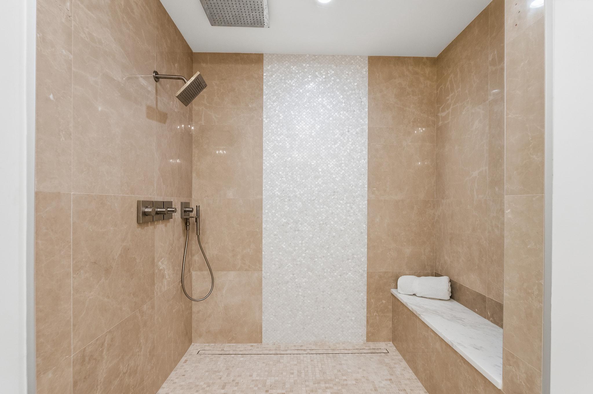  8880 Bradley Boulevard, Bethesda, MD, 20817 - 物件實景