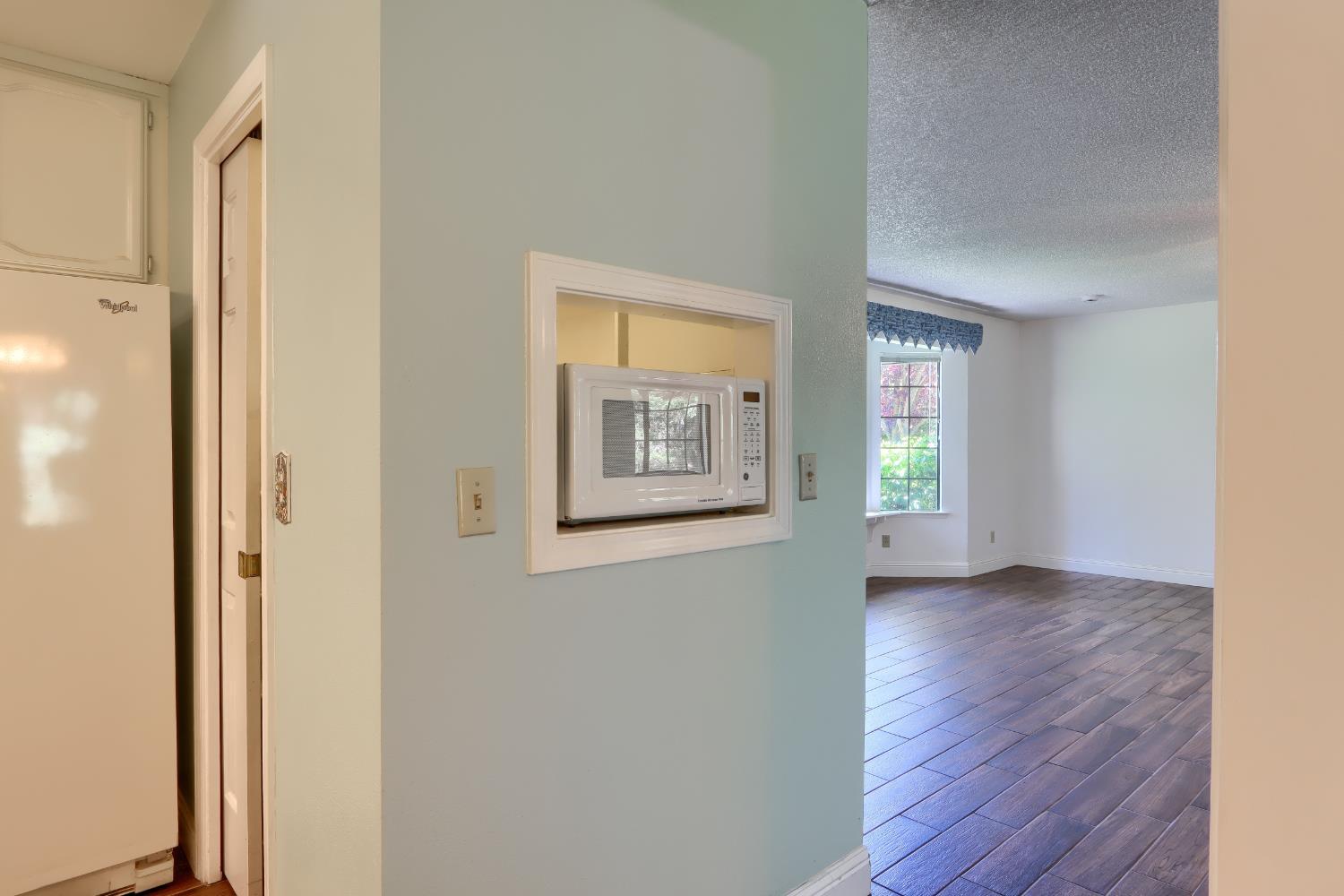 Ahwahnee, California, 93601, United States, 3 Bedrooms Bedrooms, ,2 BathroomsBathrooms,Residential,For Sale,1915922