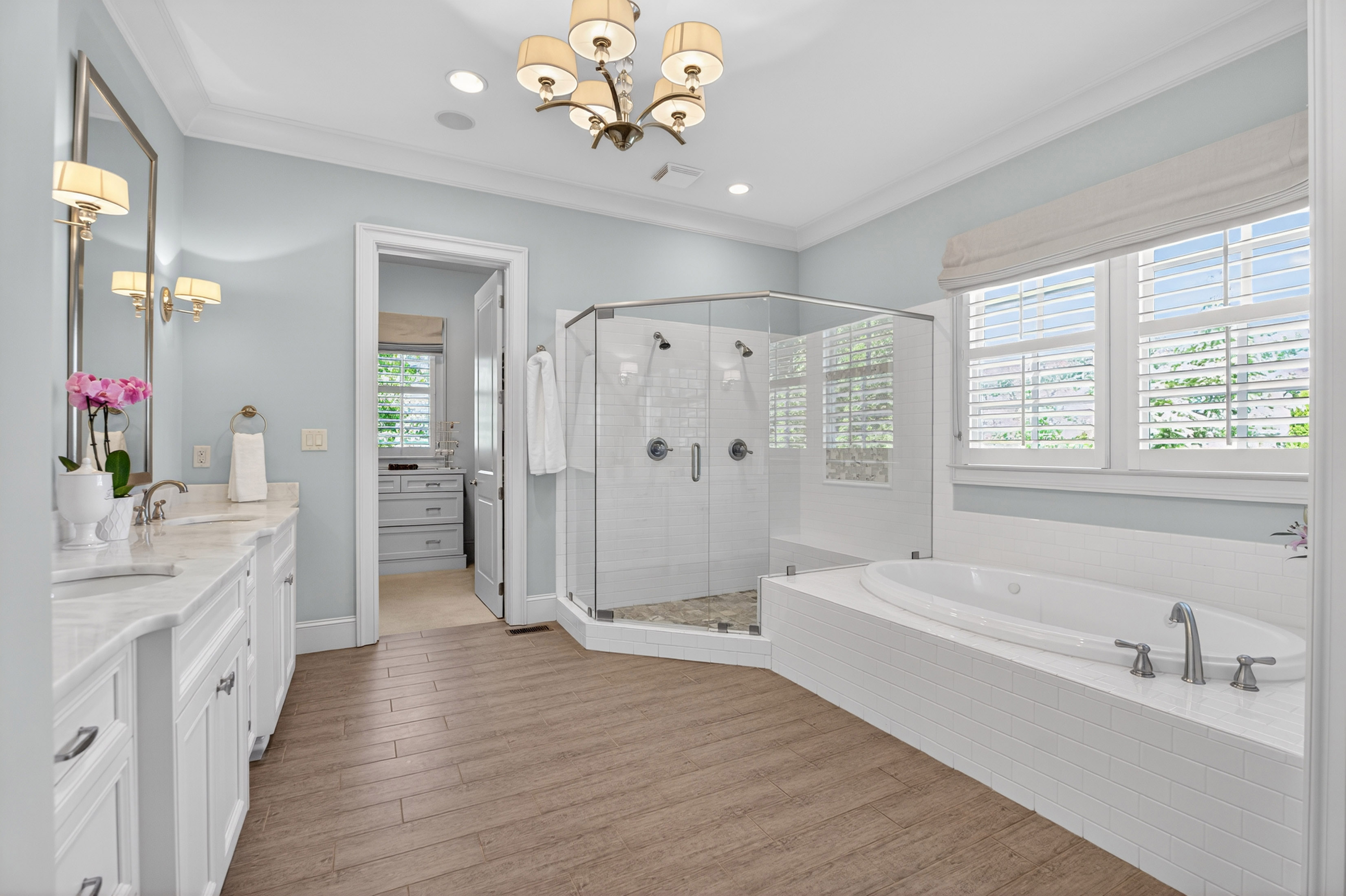  Experience Luxury in One of Georgia’s Most Prestigious Gated Golf Communities - 物件實景