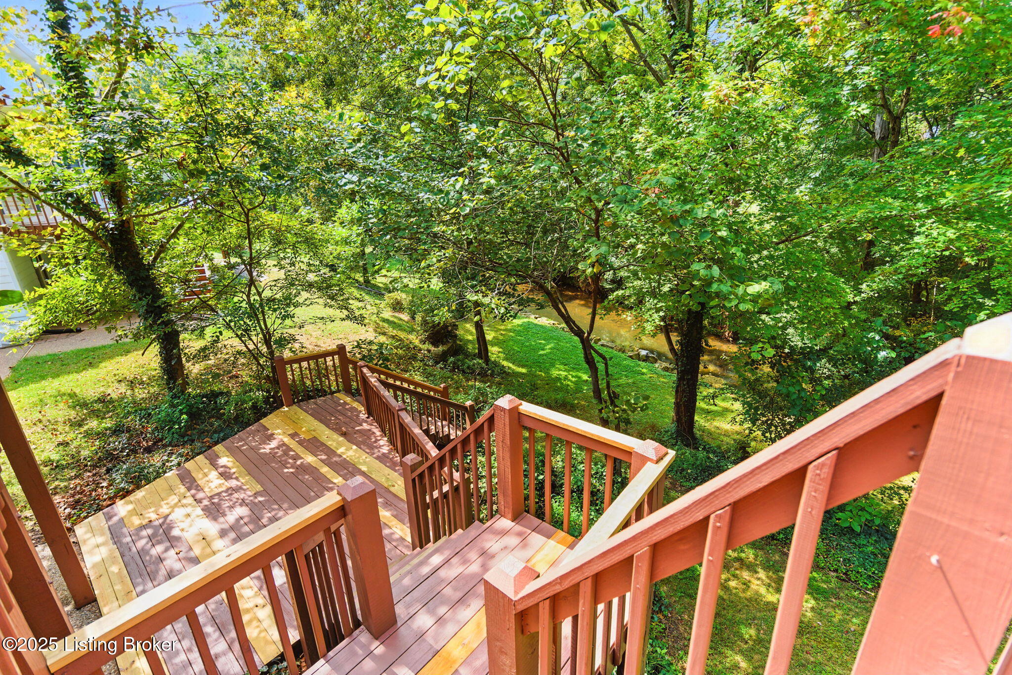 Prospect, Kentucky, 40059, United States, 4 Bedrooms Bedrooms, ,4 BathroomsBathrooms,Residential,For Sale,1941807
