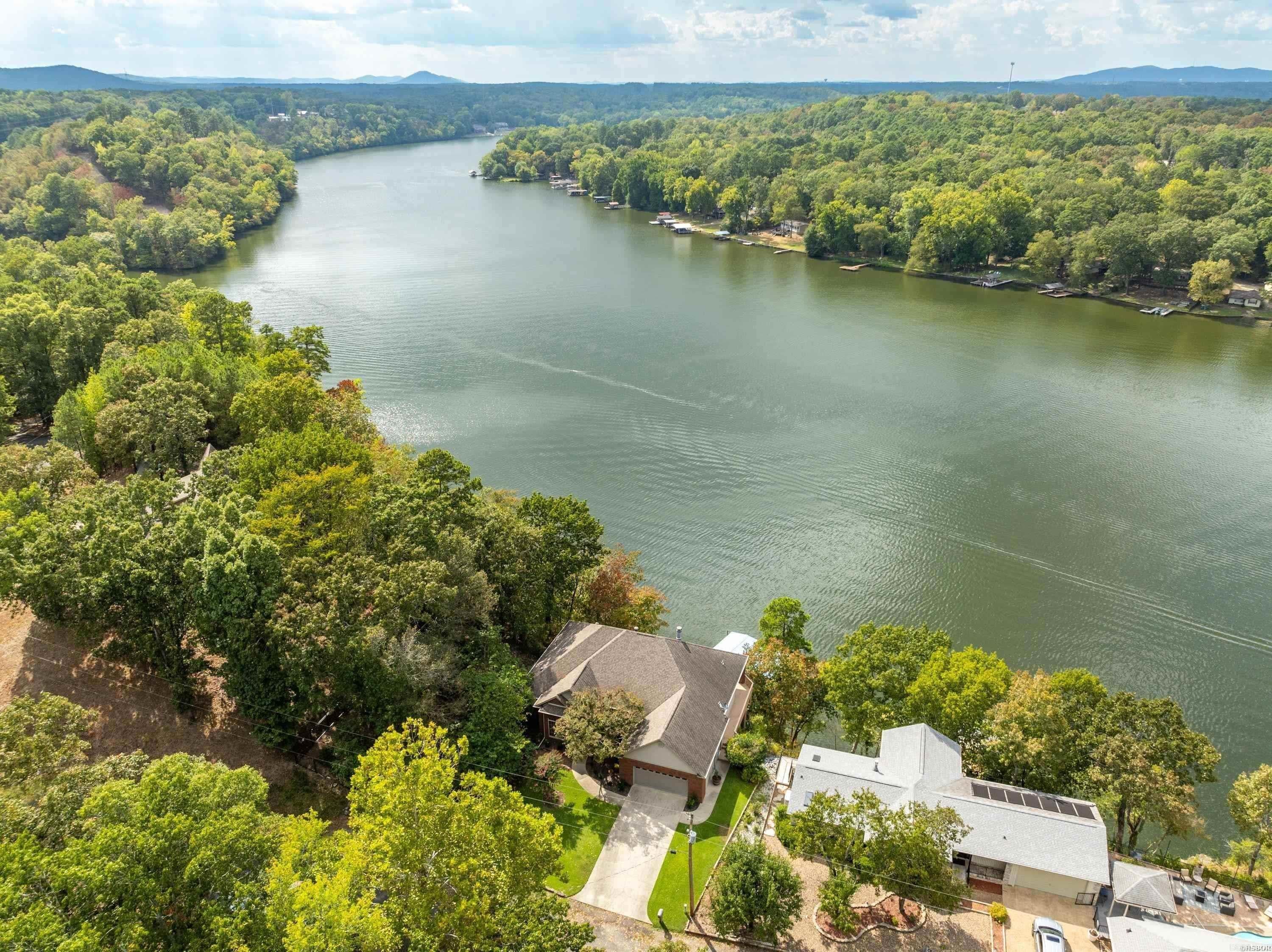 Hot Springs, Arkansas, 71913, United States, 4 Bedrooms Bedrooms, ,3 BathroomsBathrooms,Residential,For Sale,1983883