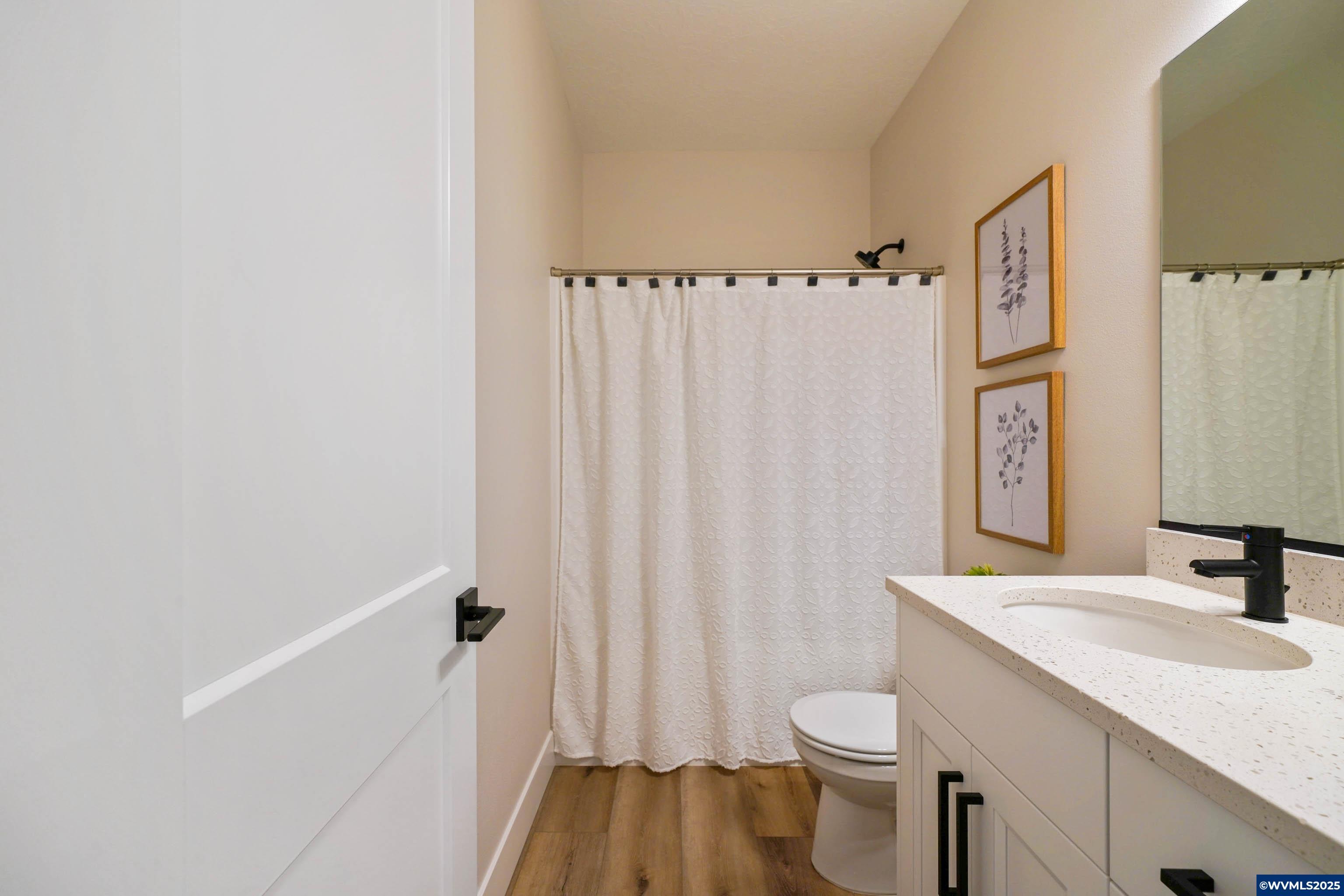 Salem, Oregon, 97306, United States, 3 Bedrooms Bedrooms, ,2 BathroomsBathrooms,Residential,For Sale,1856917