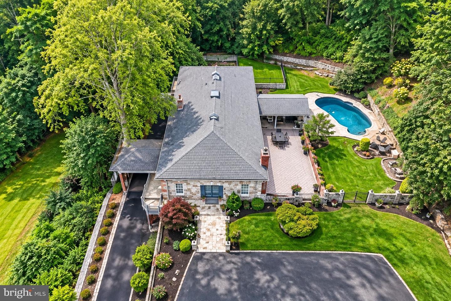 Grandview Rd, Wernersville, PA 19565