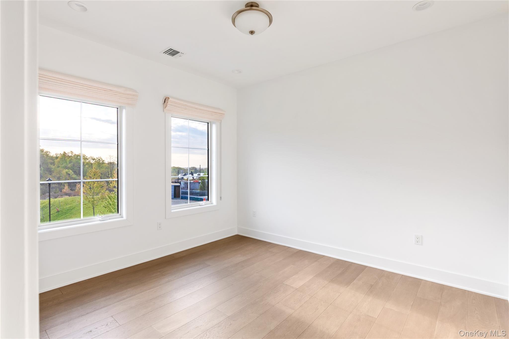  1 Sequoia Circle, Manhasset, NY, 11030 - 物件實景