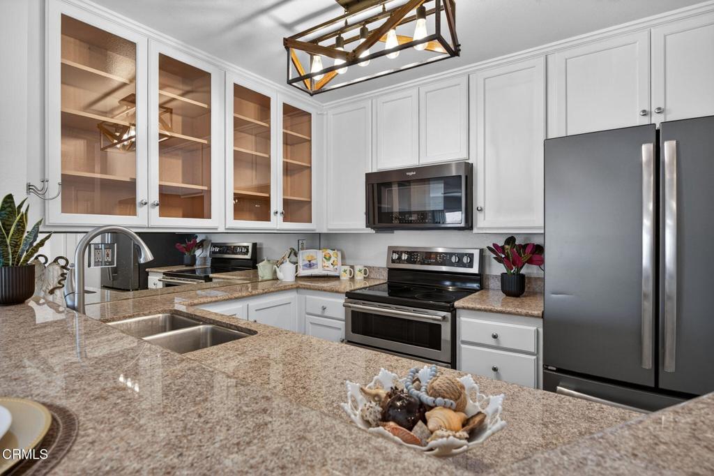 Oxnard, California, 93035, United States, 2 Bedrooms Bedrooms, ,1 BathroomBathrooms,Residential,For Sale,2040147
