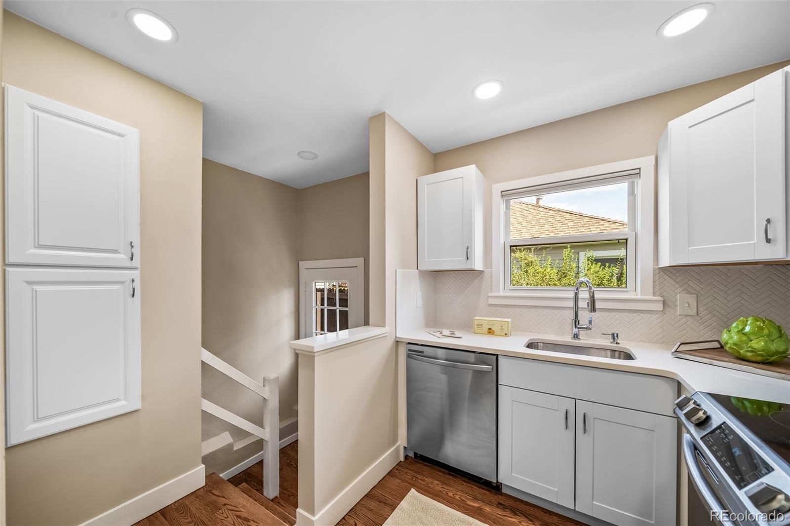 Denver, Colorado, 80210, United States, 3 Bedrooms Bedrooms, ,2 BathroomsBathrooms,Residential,For Sale,1939073