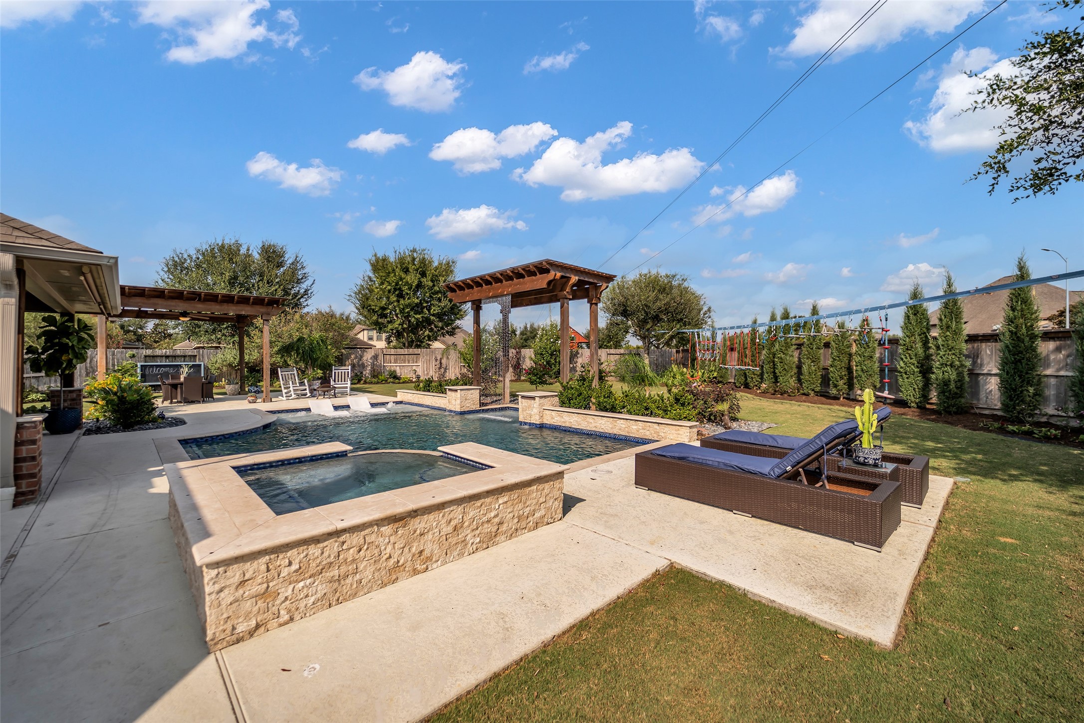 Katy, Texas, 77494, United States, 4 Bedrooms Bedrooms, ,2 BathroomsBathrooms,Residential,For Sale,1947039
