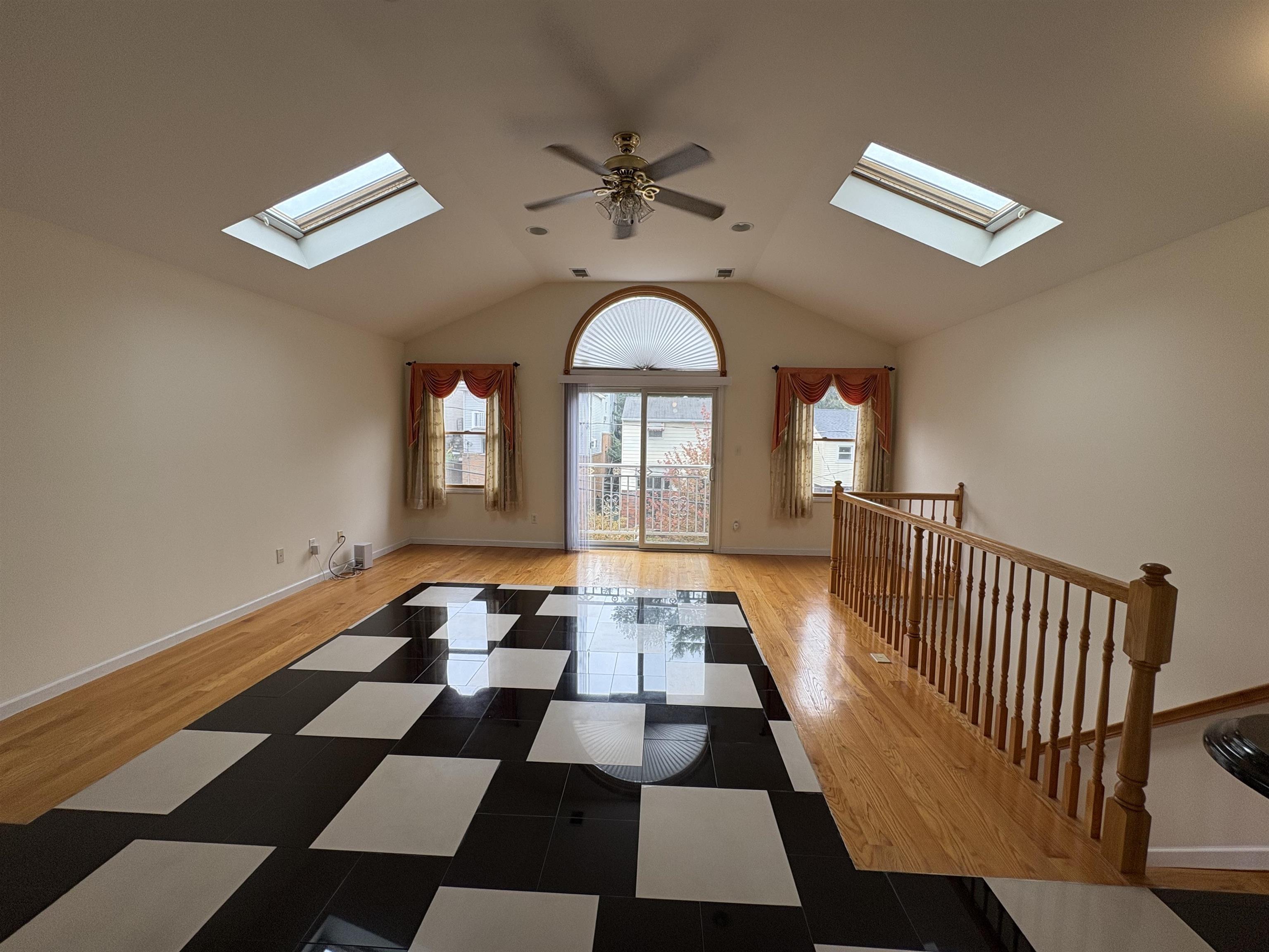 Jc, Heights, New Jersey, 07307, United States, 6 Bedrooms Bedrooms, ,6 BathroomsBathrooms,Residential,For Sale,1979354