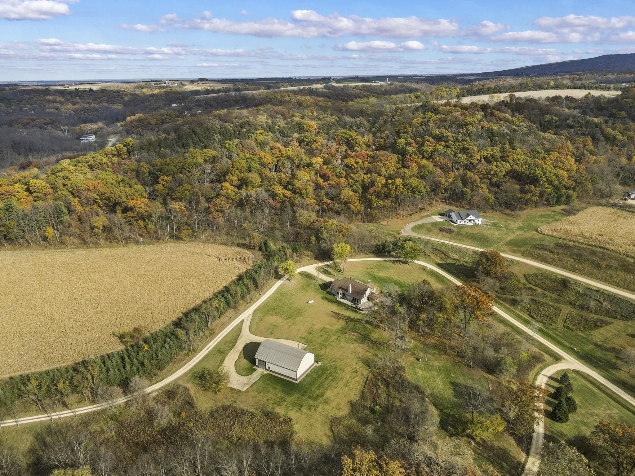 Barneveld, Wisconsin, 53507, United States, 3 Bedrooms Bedrooms, ,4 BathroomsBathrooms,Residential,For Sale,1986114