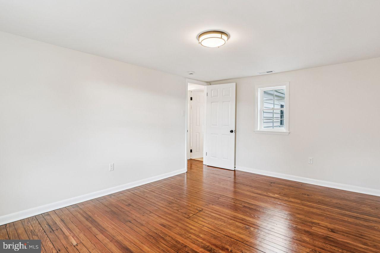 Knoxville, Maryland, 21758, United States, 4 Bedrooms Bedrooms, ,2 BathroomsBathrooms,Residential,For Sale,1997505