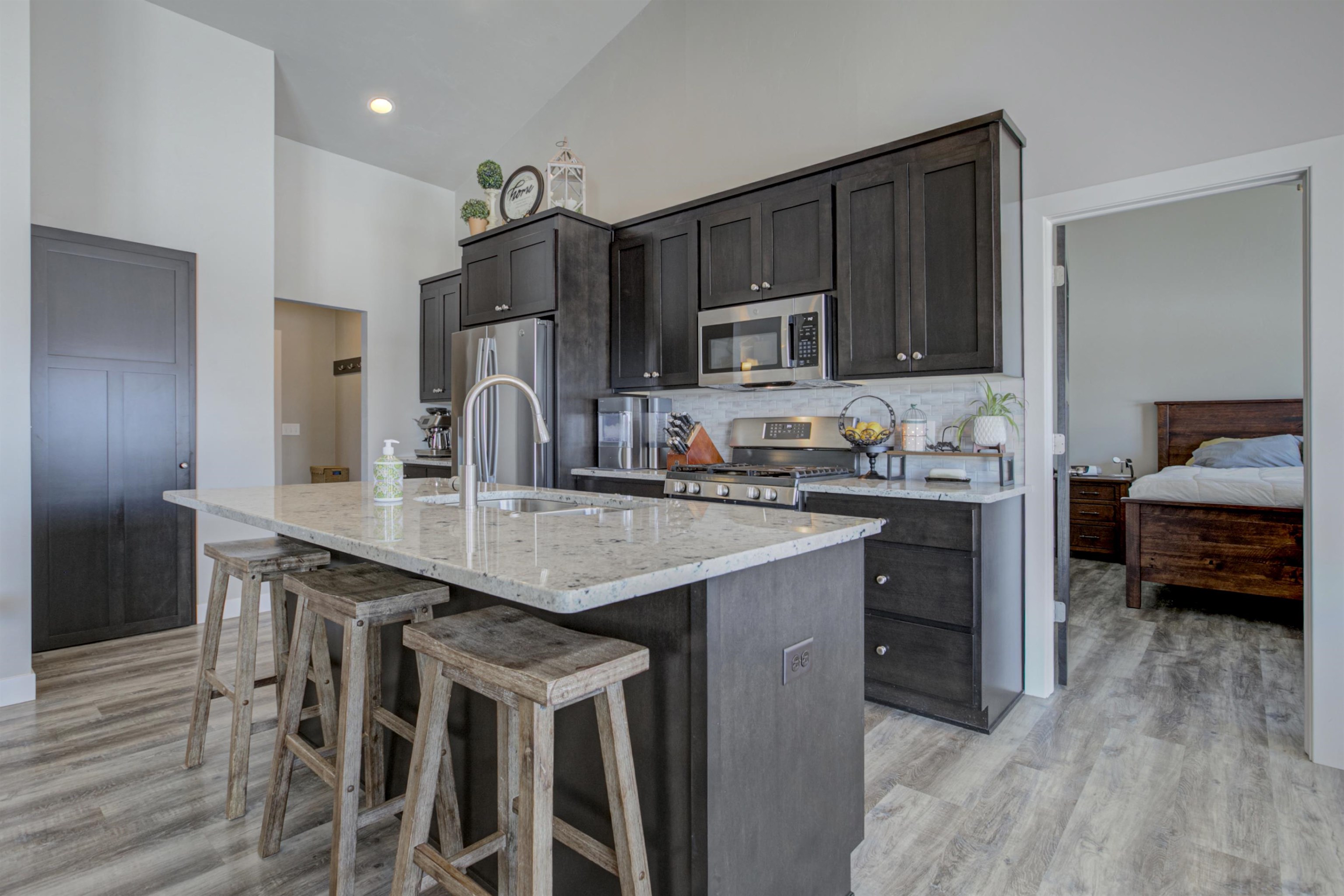 Appleton, Wisconsin, 54913, United States, 4 Bedrooms Bedrooms, ,3 BathroomsBathrooms,Residential,For Sale,2008847