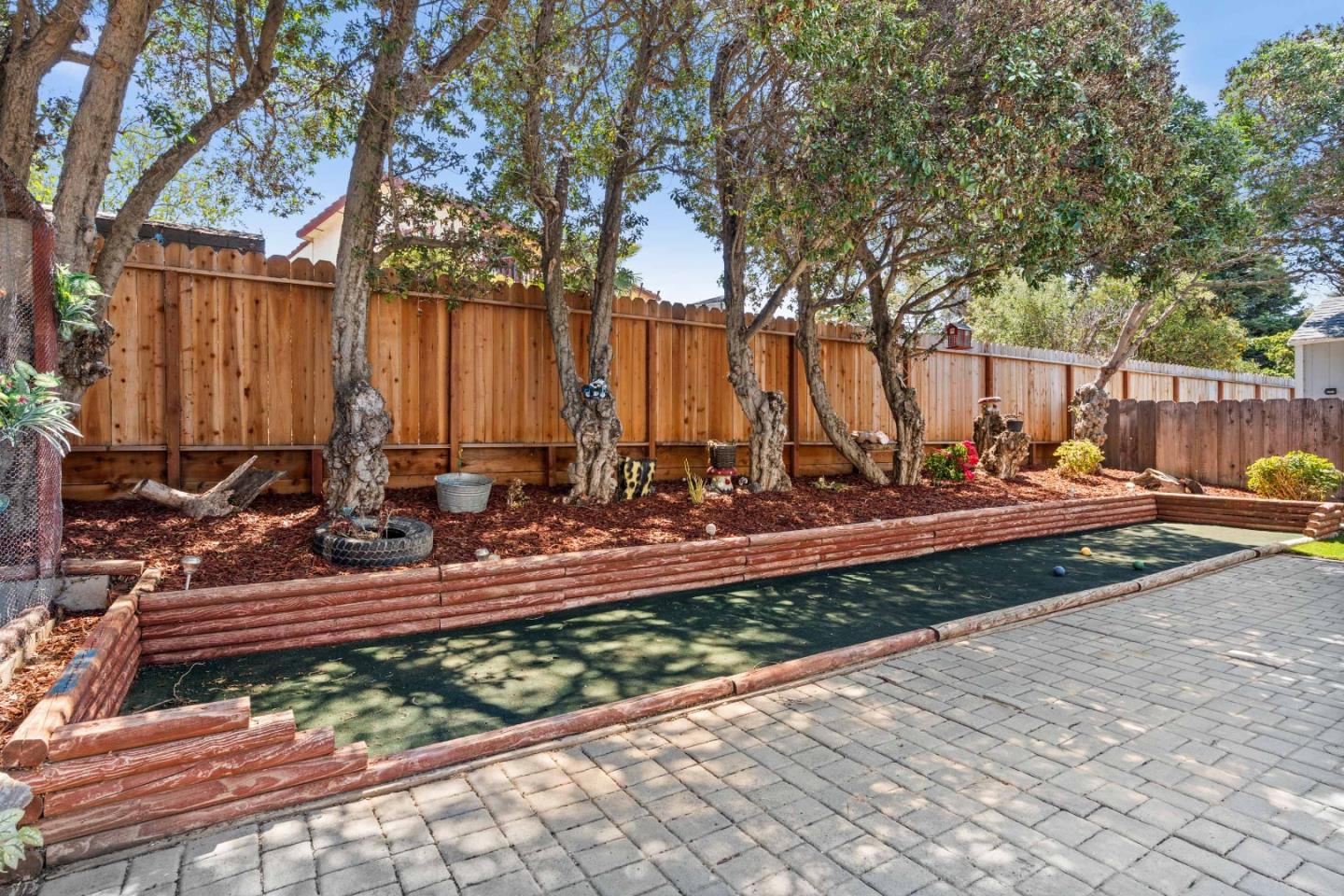 Hollister, California, 95023, United States, 3 Bedrooms Bedrooms, ,2 BathroomsBathrooms,Residential,For Sale,1903543