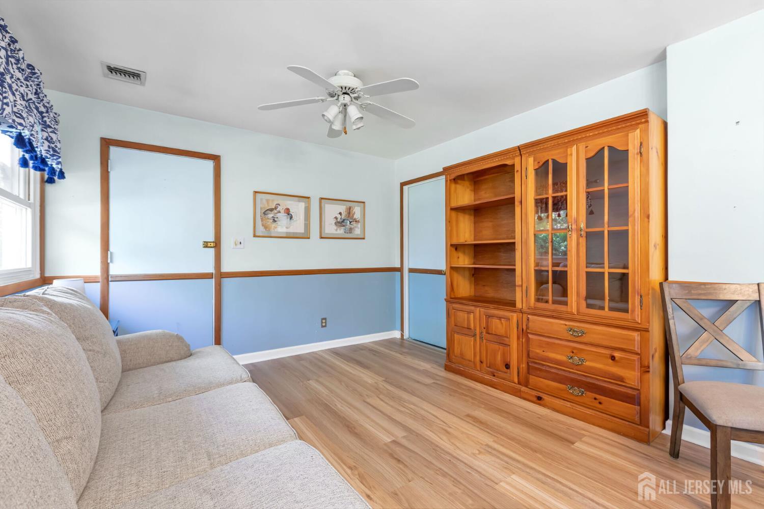 South Brunswick, New Jersey, 08824, United States, 3 Bedrooms Bedrooms, ,2 BathroomsBathrooms,Residential,For Sale,1941671