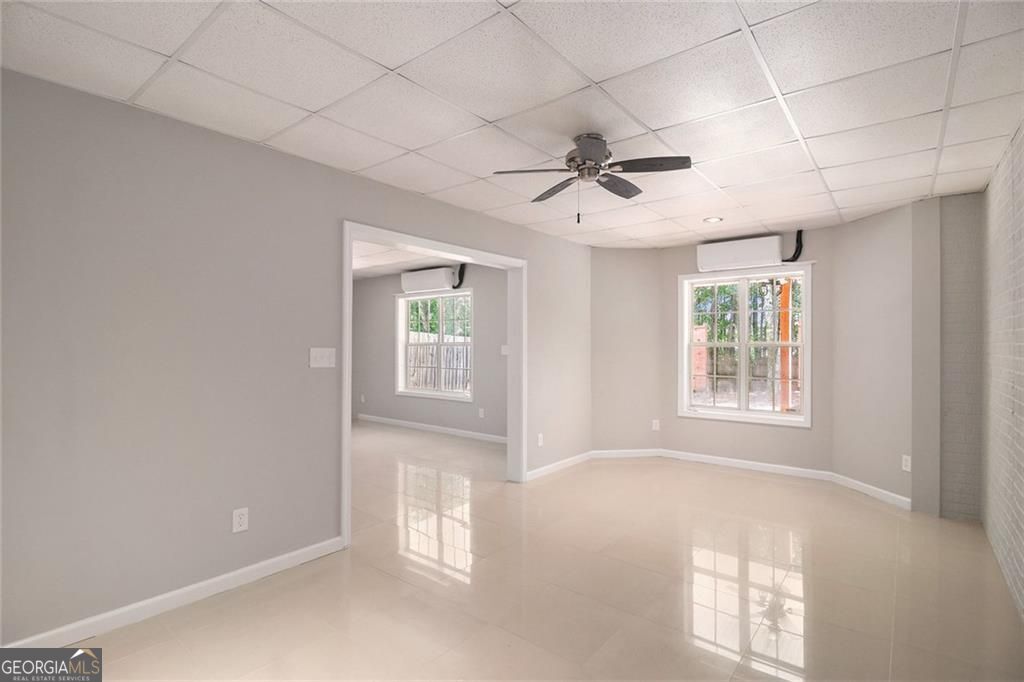 Newnan, Georgia, 30265, United States, 4 Bedrooms Bedrooms, ,3 BathroomsBathrooms,Residential,For Sale,1922680