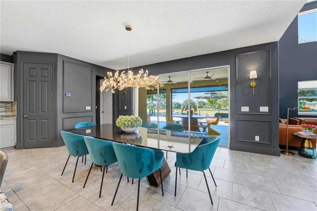 Winter Garden, Florida, 34787, United States, 5 Bedrooms Bedrooms, ,5 BathroomsBathrooms,Residential,For Sale,1987949