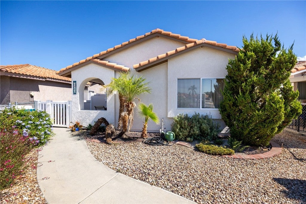Sombra Way, San Jacinto, CA 92582