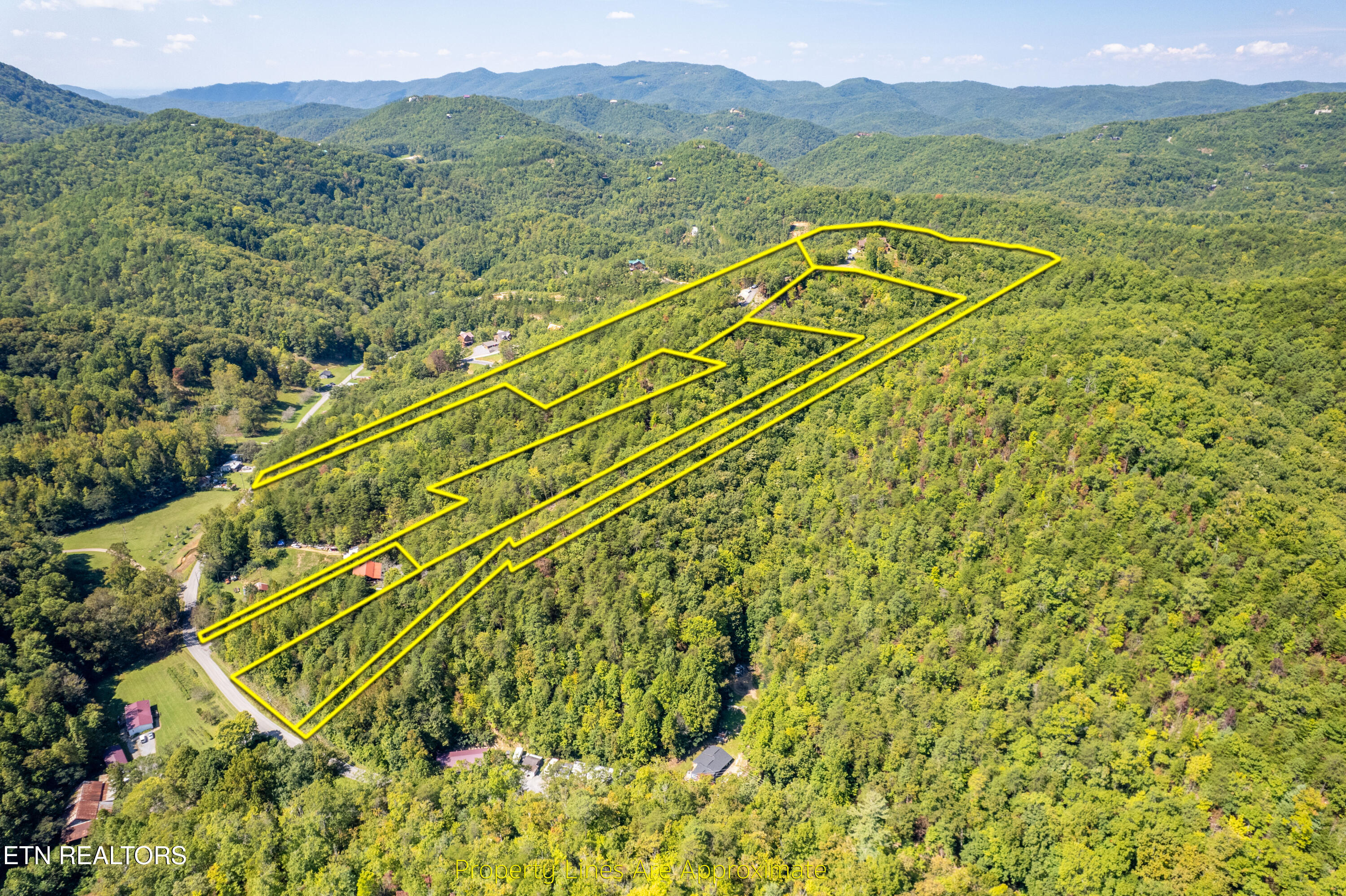 Sevierville, Tennessee, 37862, United States, 3 Bedrooms Bedrooms, ,3 BathroomsBathrooms,Residential,For Sale,1979377