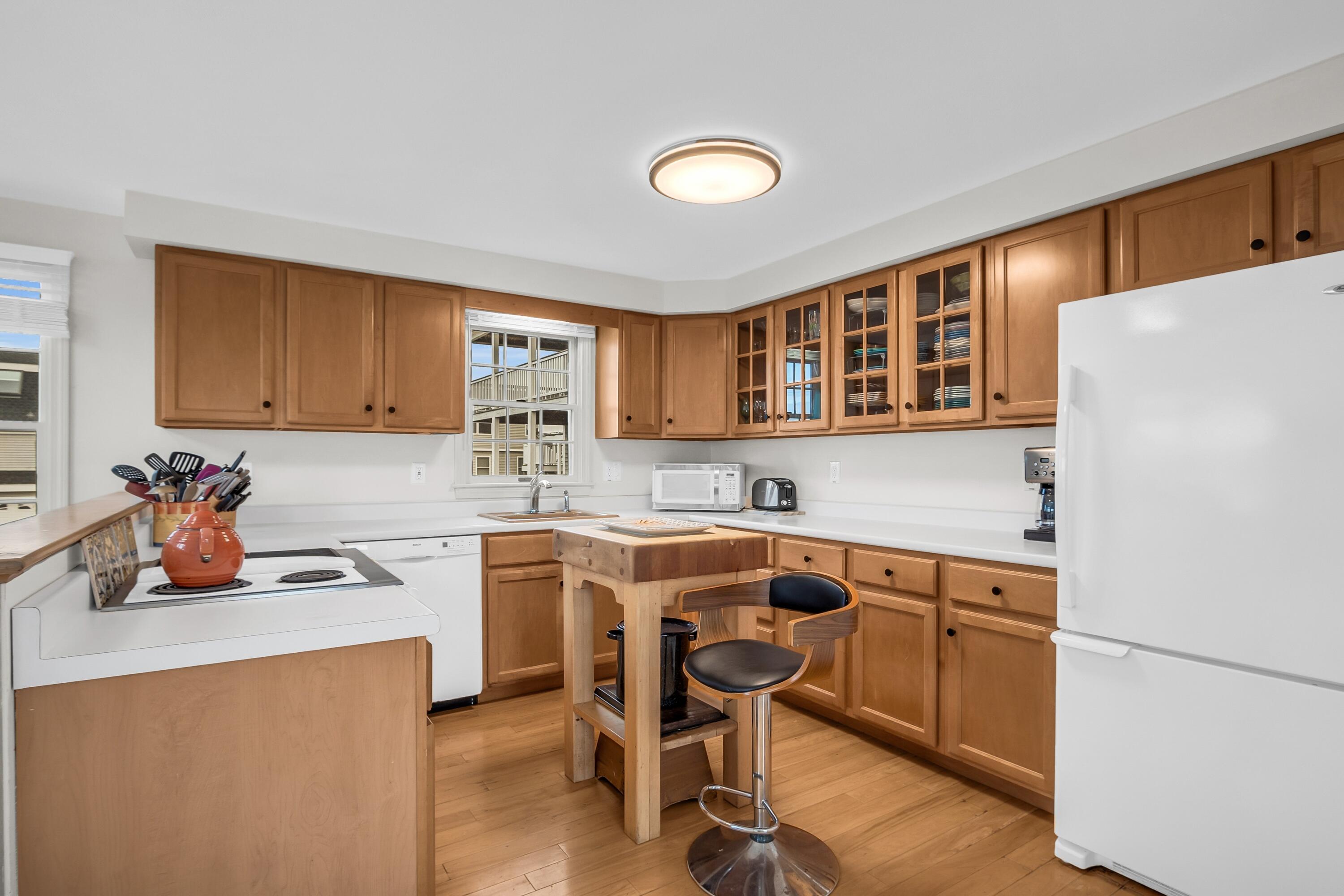 Wells, Maine, 04090, United States, 3 Bedrooms Bedrooms, ,2 BathroomsBathrooms,Residential,For Sale,1992040