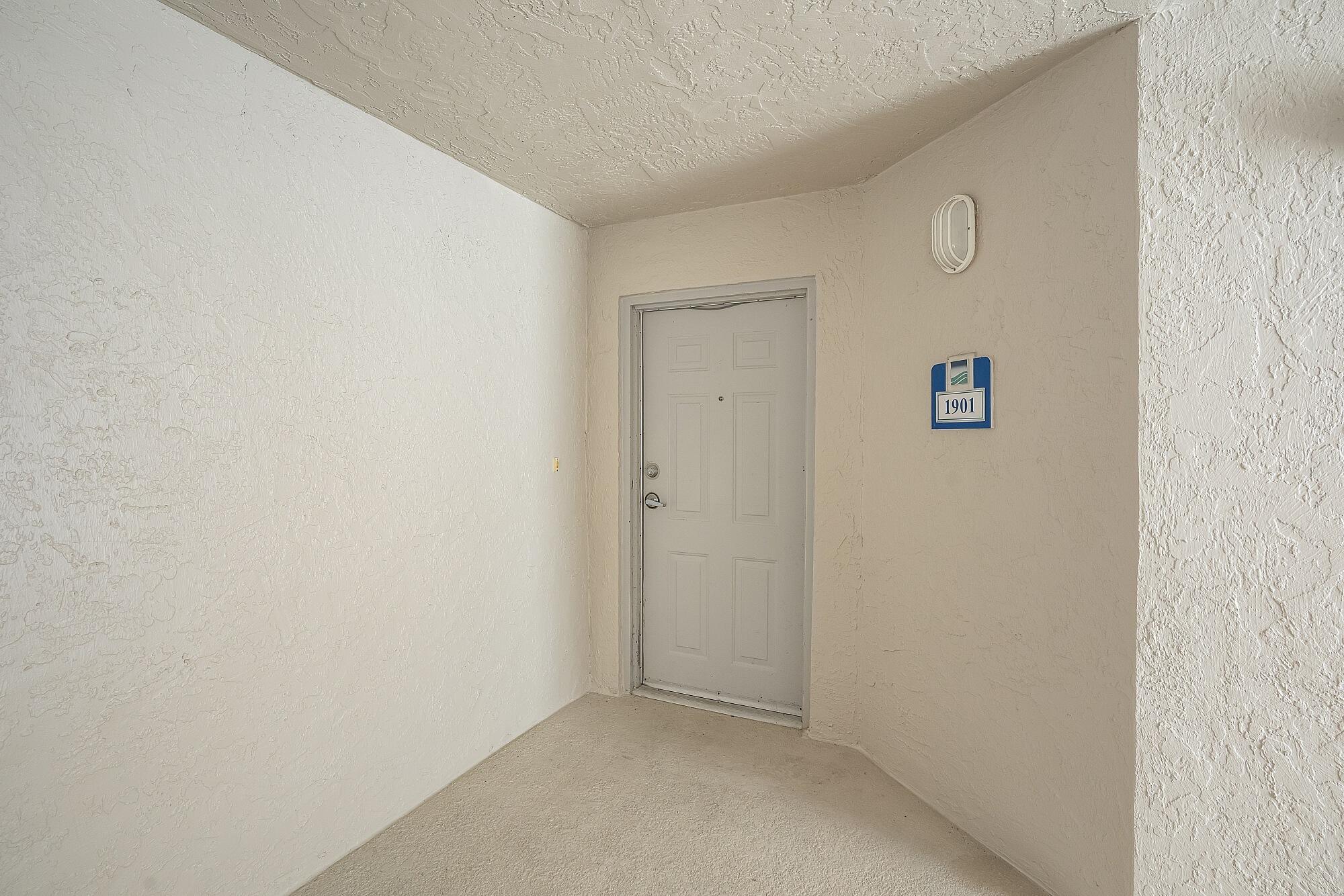 Hutchinson Island, Florida, 34949, United States, 3 Bedrooms Bedrooms, ,2 BathroomsBathrooms,Residential,For Sale,1959425