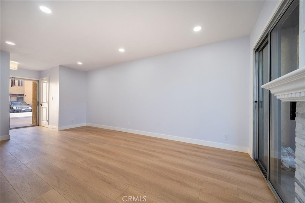 Gardena, California, 90247, United States, 2 Bedrooms Bedrooms, ,3 BathroomsBathrooms,Residential,For Sale,1927851