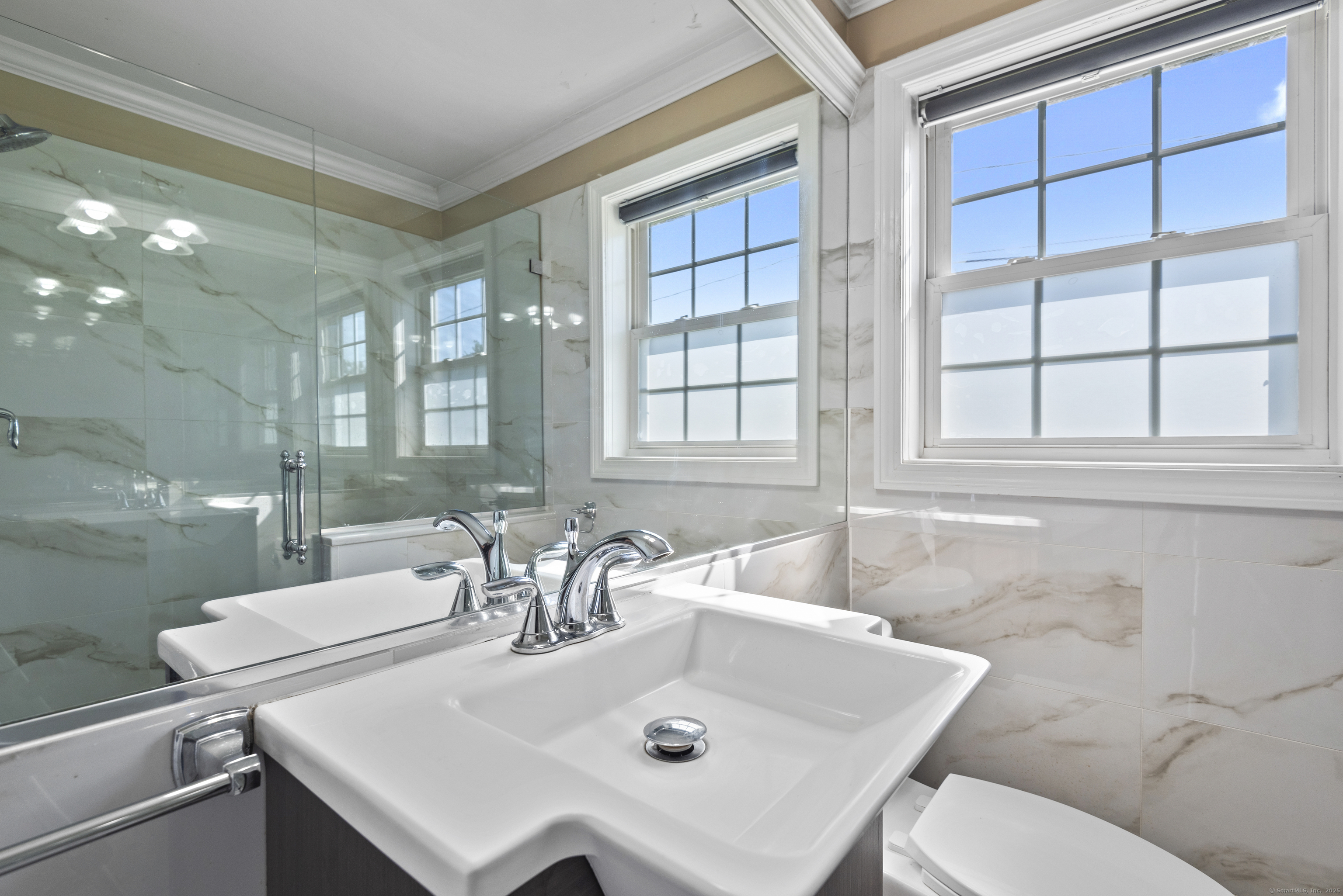 Milford, Connecticut, 06460, United States, 4 Bedrooms Bedrooms, ,3 BathroomsBathrooms,Residential,For Sale,1848853