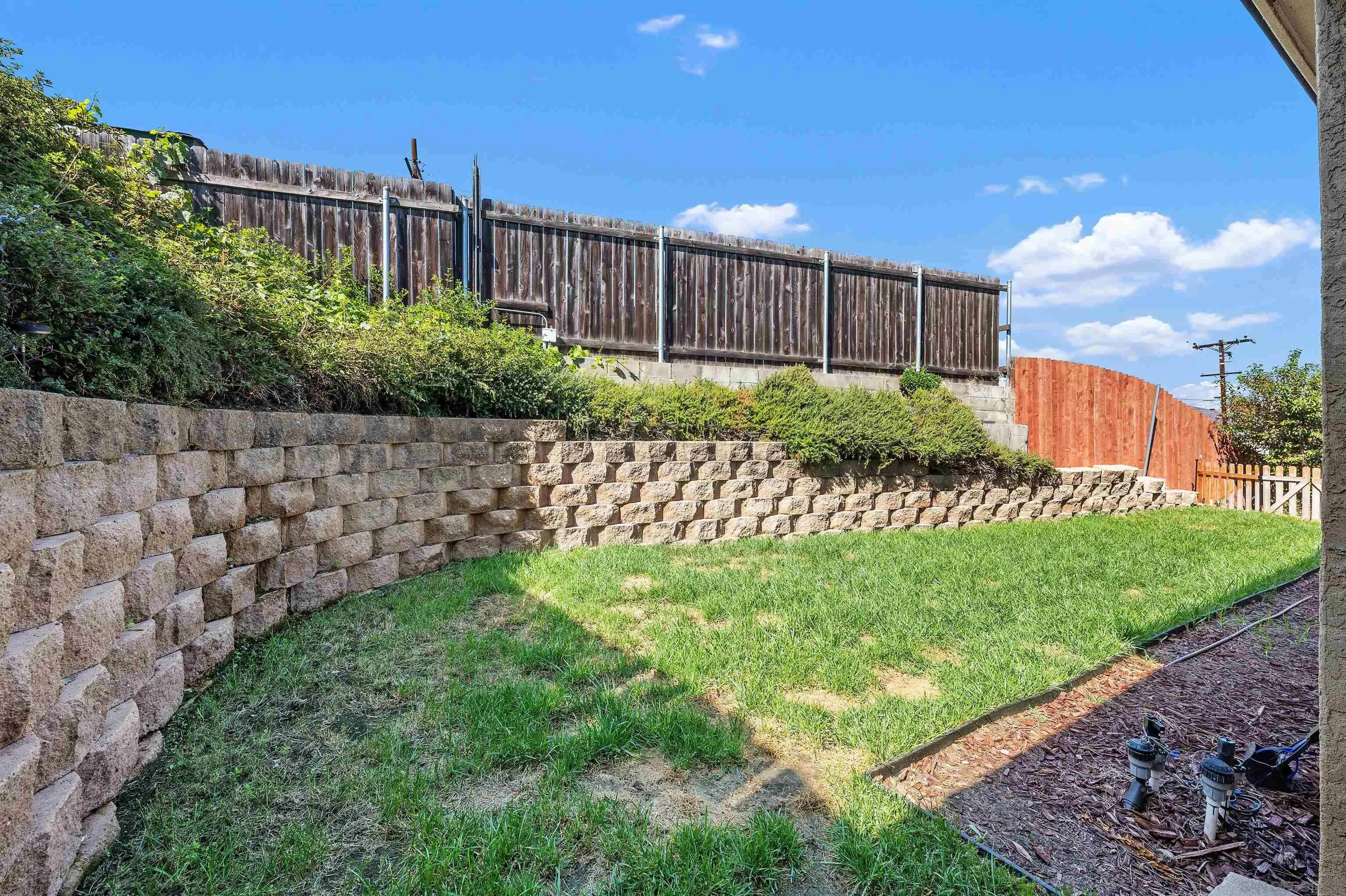 Santee, California, 92071, United States, 3 Bedrooms Bedrooms, ,2 BathroomsBathrooms,Residential,For Sale,1991920