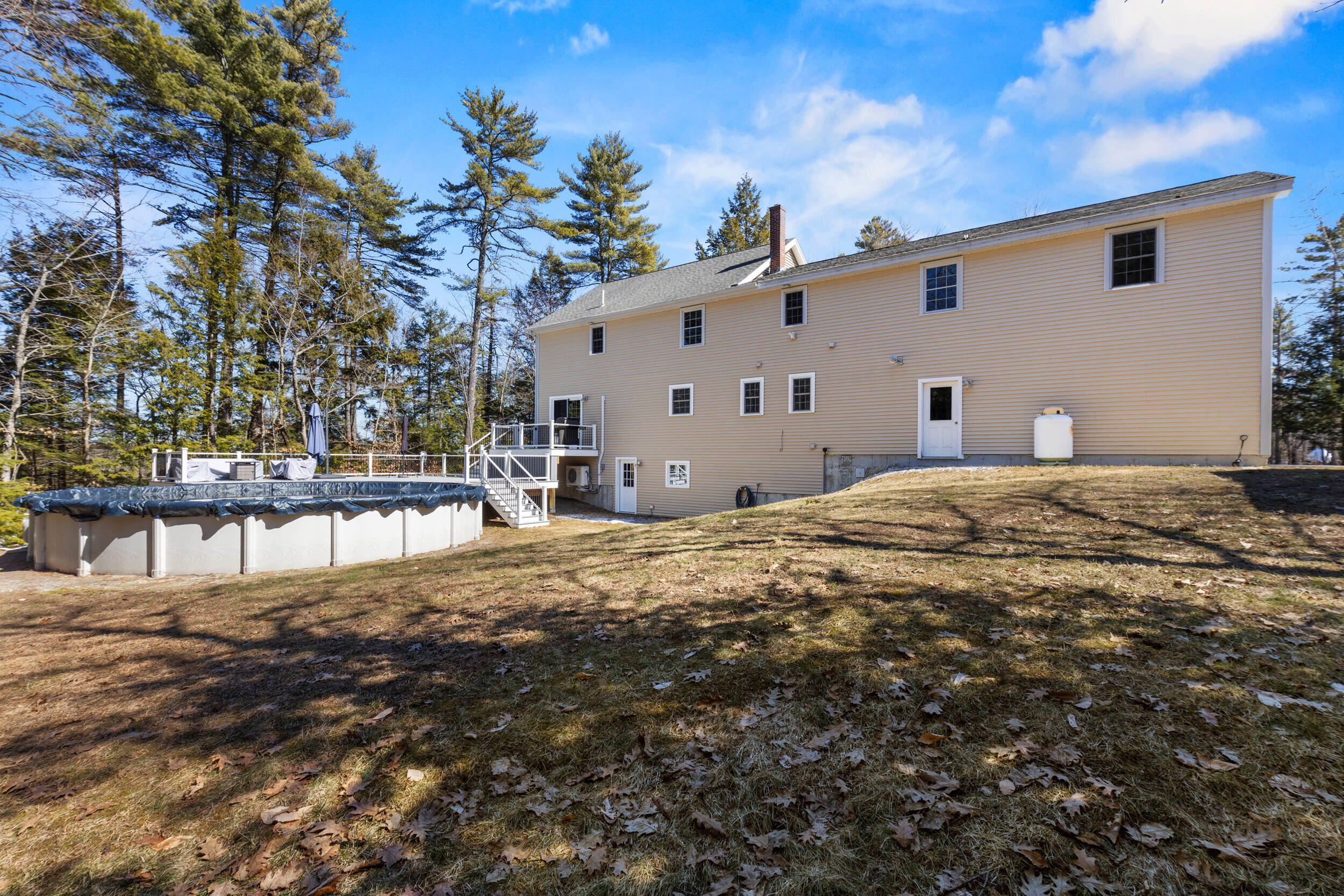 Gray, Maine, 04039, United States, 4 Bedrooms Bedrooms, ,4 BathroomsBathrooms,Residential,For Sale,2035418