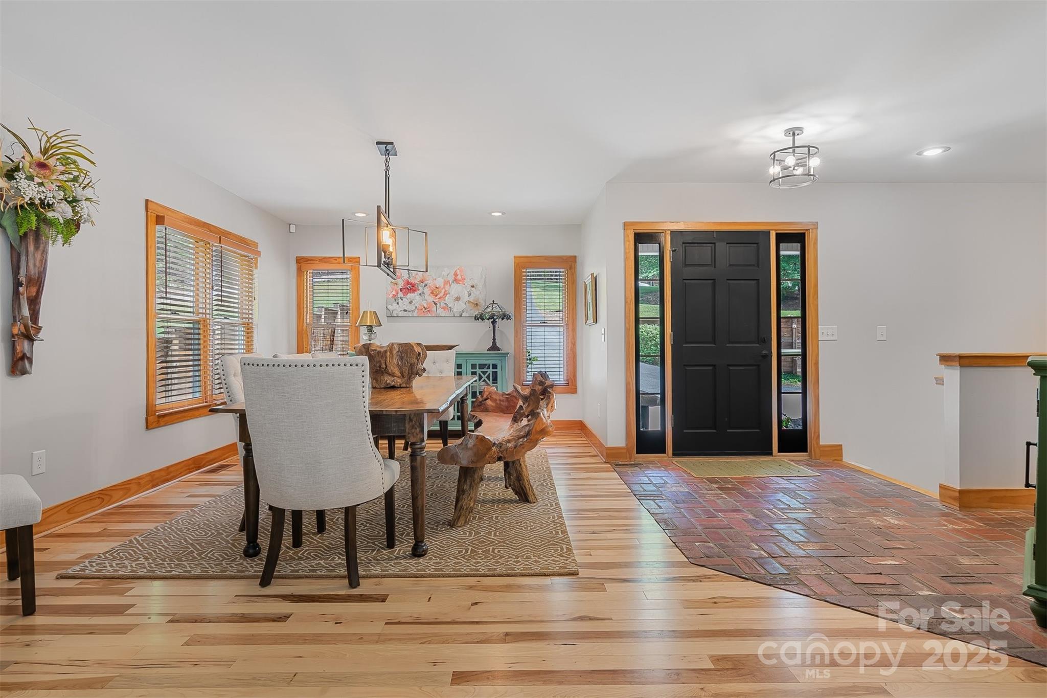 Granite Falls, North Carolina, 28630, United States, 3 Bedrooms Bedrooms, ,3 BathroomsBathrooms,Residential,For Sale,1794602
