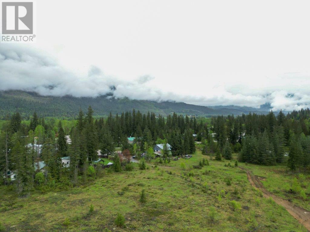 MALAKWA, British Columbia, V0E 2J0, CA, ,Residential,For Sale,1839000