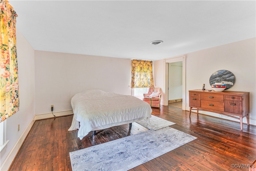 Gladstone, Virginia, 24553, United States, 2 Bedrooms Bedrooms, ,3 BathroomsBathrooms,Residential,For Sale,1802256