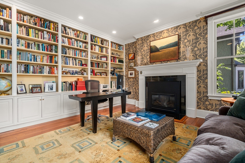 Cambridge, Massachusetts, 02138, United States, 6 Bedrooms Bedrooms, ,7 BathroomsBathrooms,Residential,For Sale,1949717