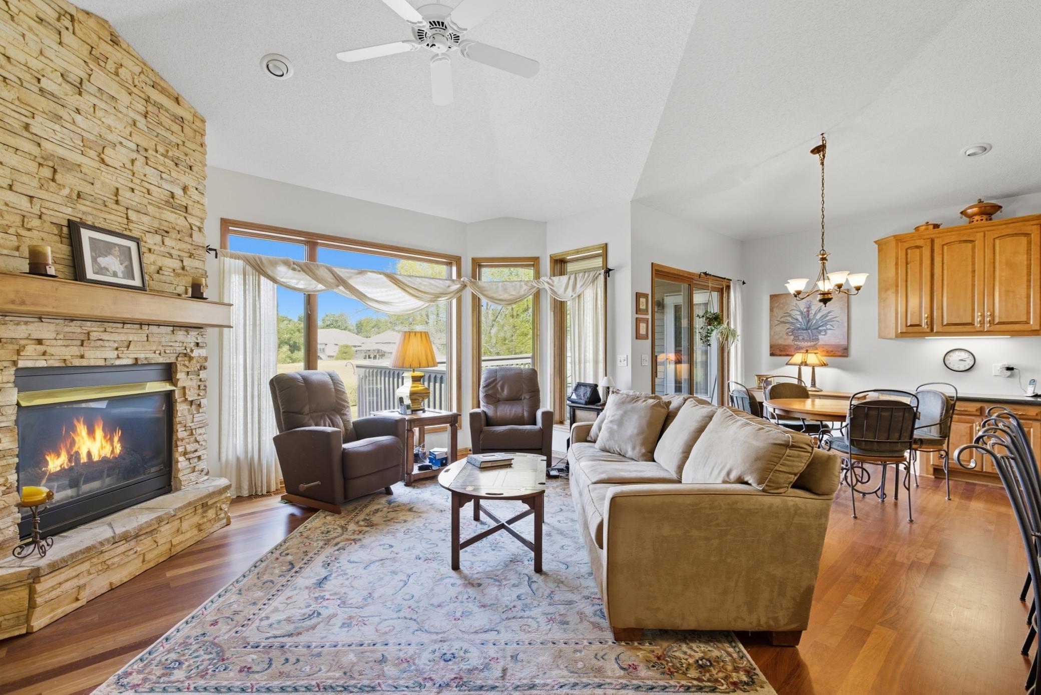 Plymouth, Minnesota, 55446, United States, 3 Bedrooms Bedrooms, ,2 BathroomsBathrooms,Residential,For Sale,1957891