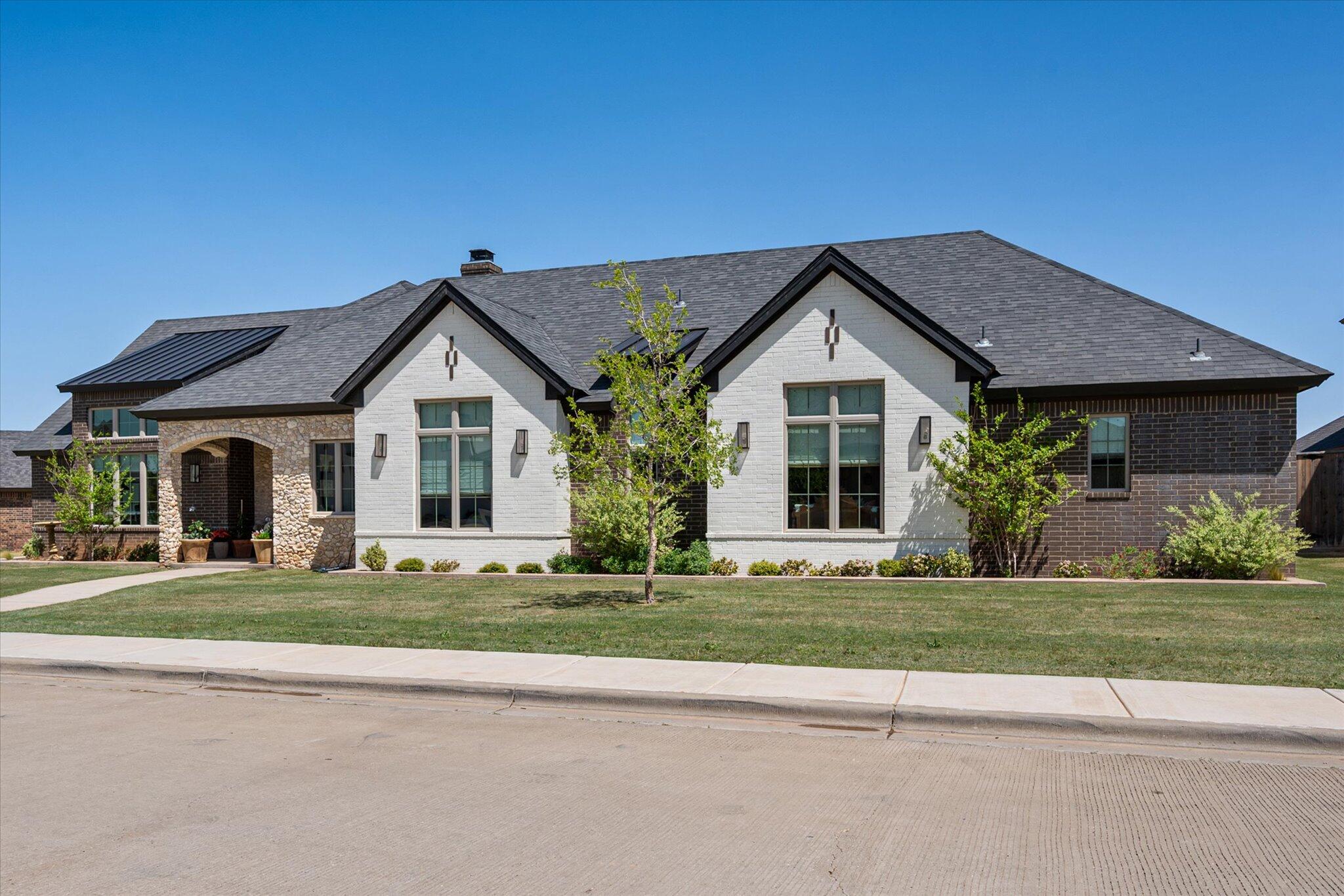 Lubbock, Texas, 79424, United States, 4 Bedrooms Bedrooms, ,4 BathroomsBathrooms,Residential,For Sale,1872129
