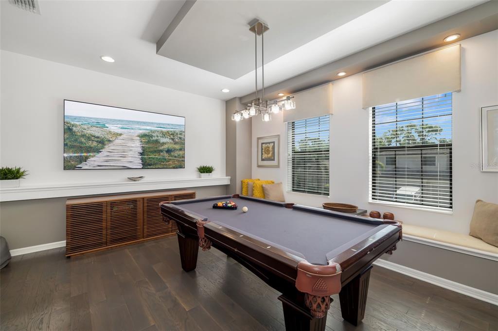 Bradenton, Florida, 34212, United States, 4 Bedrooms Bedrooms, ,5 BathroomsBathrooms,Residential,For Sale,1856587