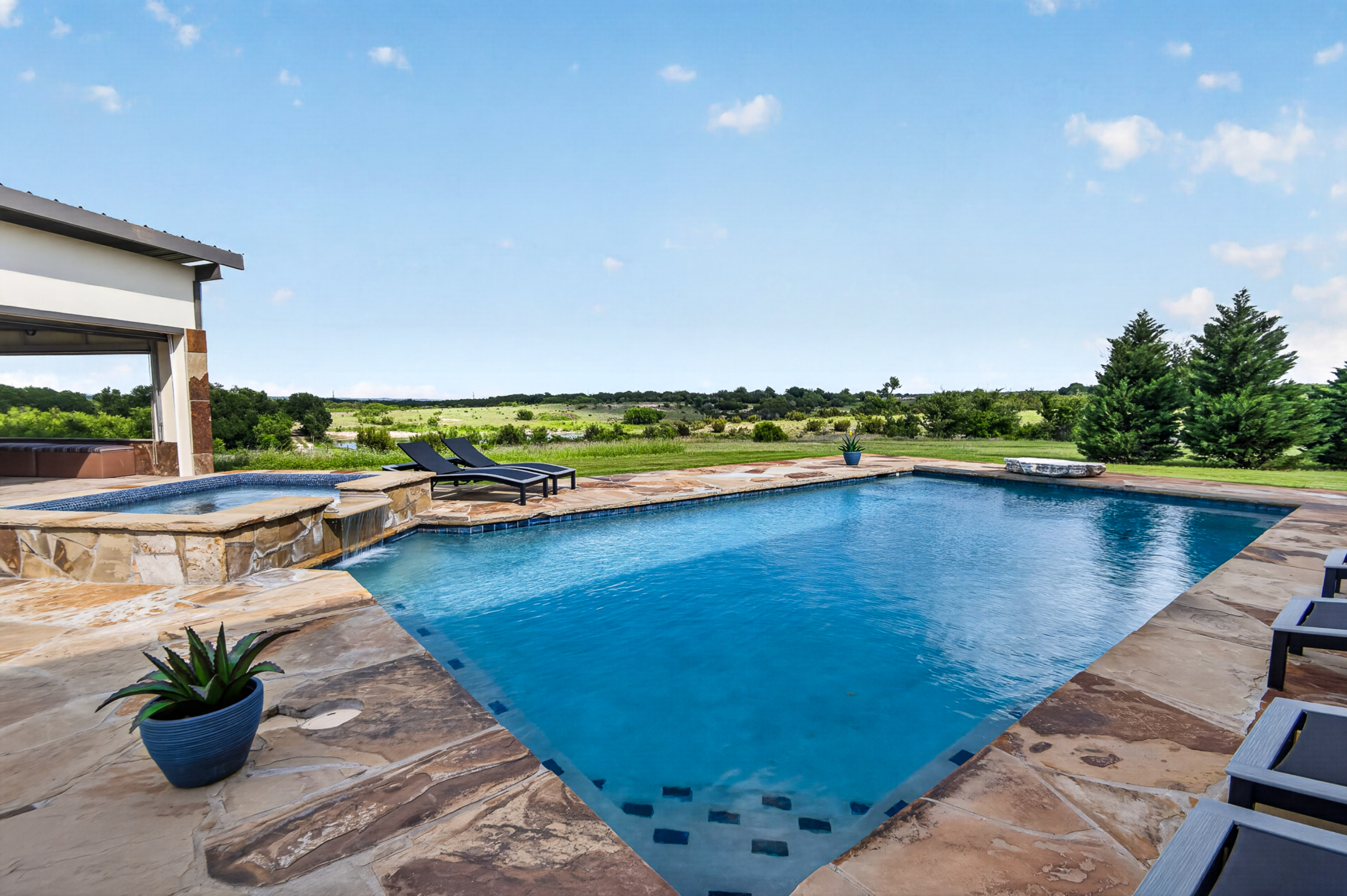  A Turnkey Bosque County Retreat Built for Recreation - 物件實景