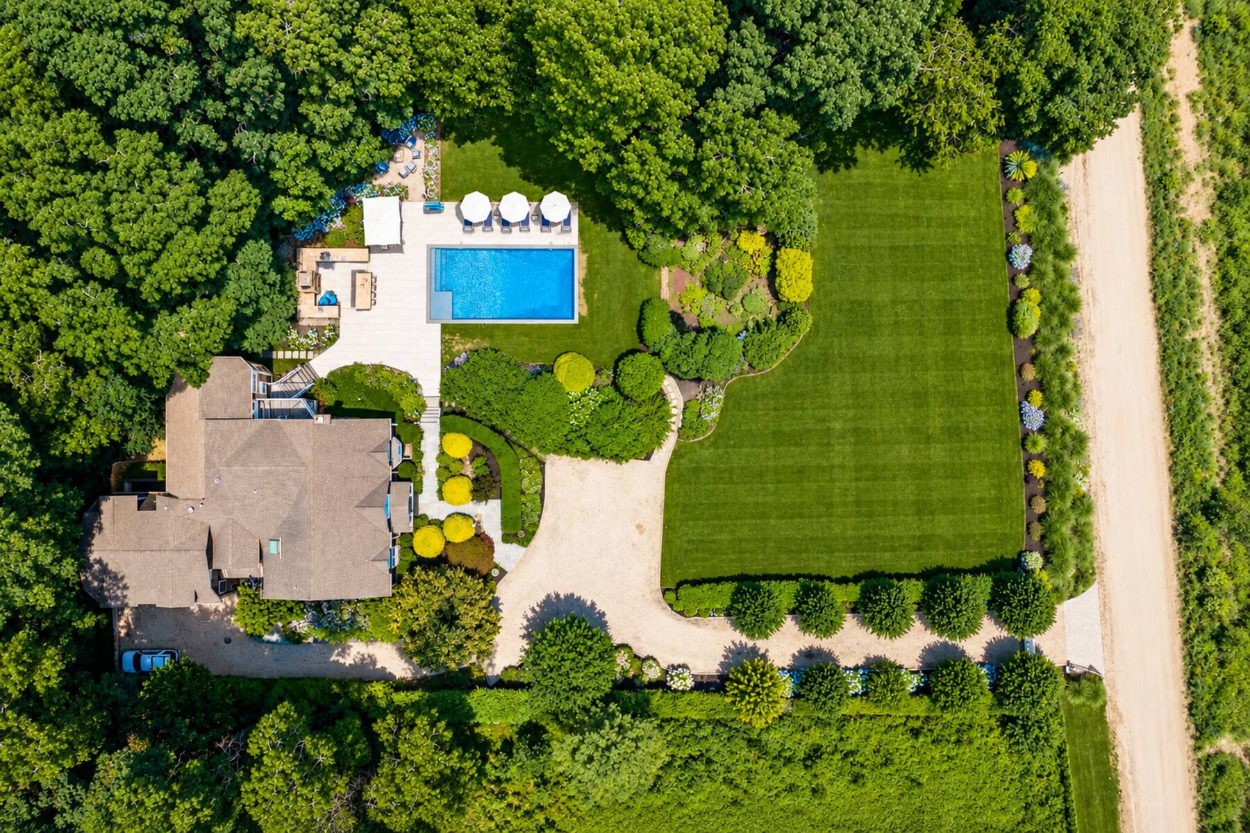  Serene Gated Retreat with Farm Vistas in Water Mill - 物件實景