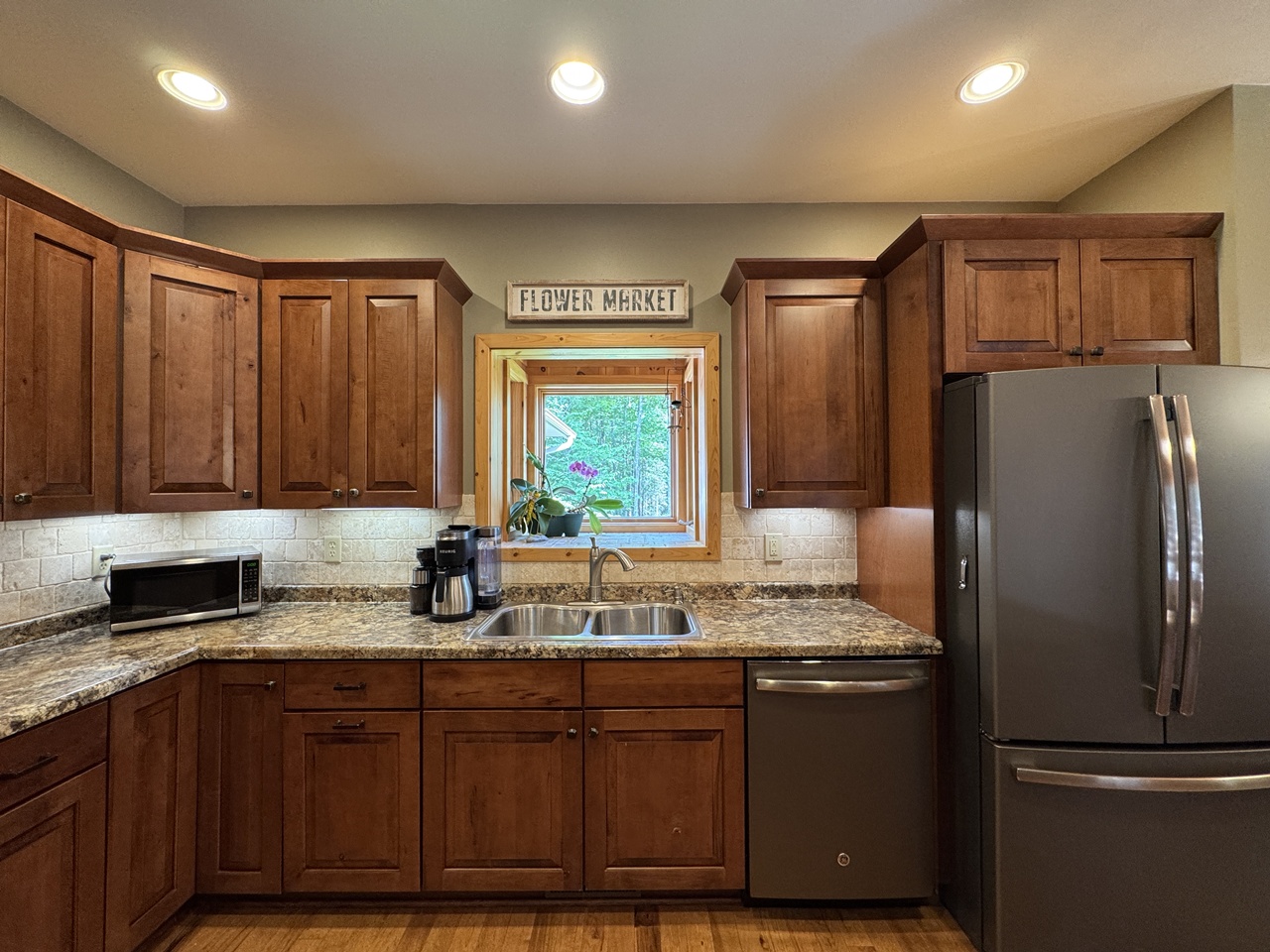 Mercer, Wisconsin, 54547, United States, 32 Bedrooms Bedrooms, ,1 BathroomBathrooms,Residential,For Sale,1872742