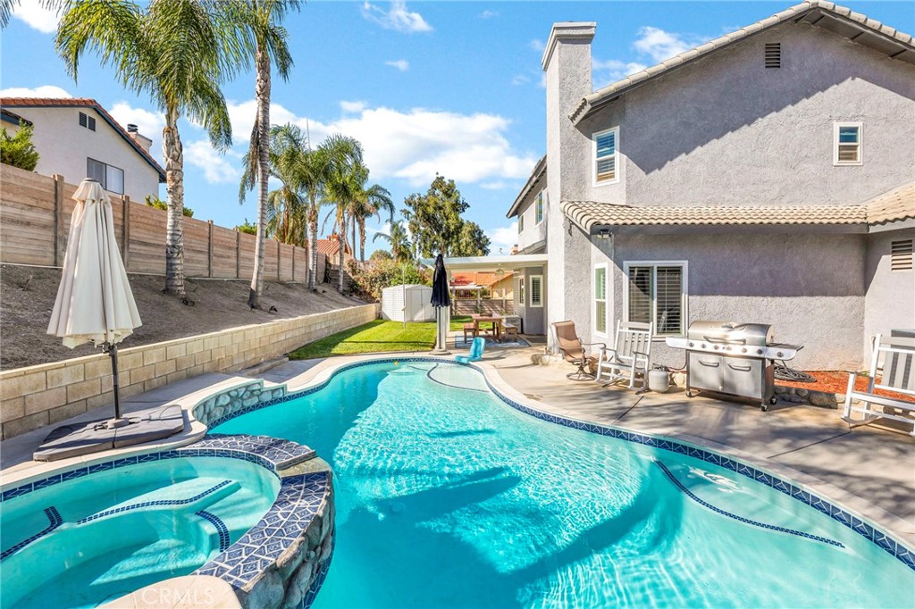 Hemet, California, 92544, United States, 4 Bedrooms Bedrooms, ,3 BathroomsBathrooms,Residential,For Sale,1988579