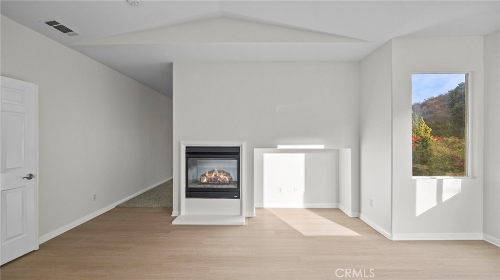 Corona, California, 92883, United States, 4 Bedrooms Bedrooms, ,4 BathroomsBathrooms,Residential,For Sale,2005311