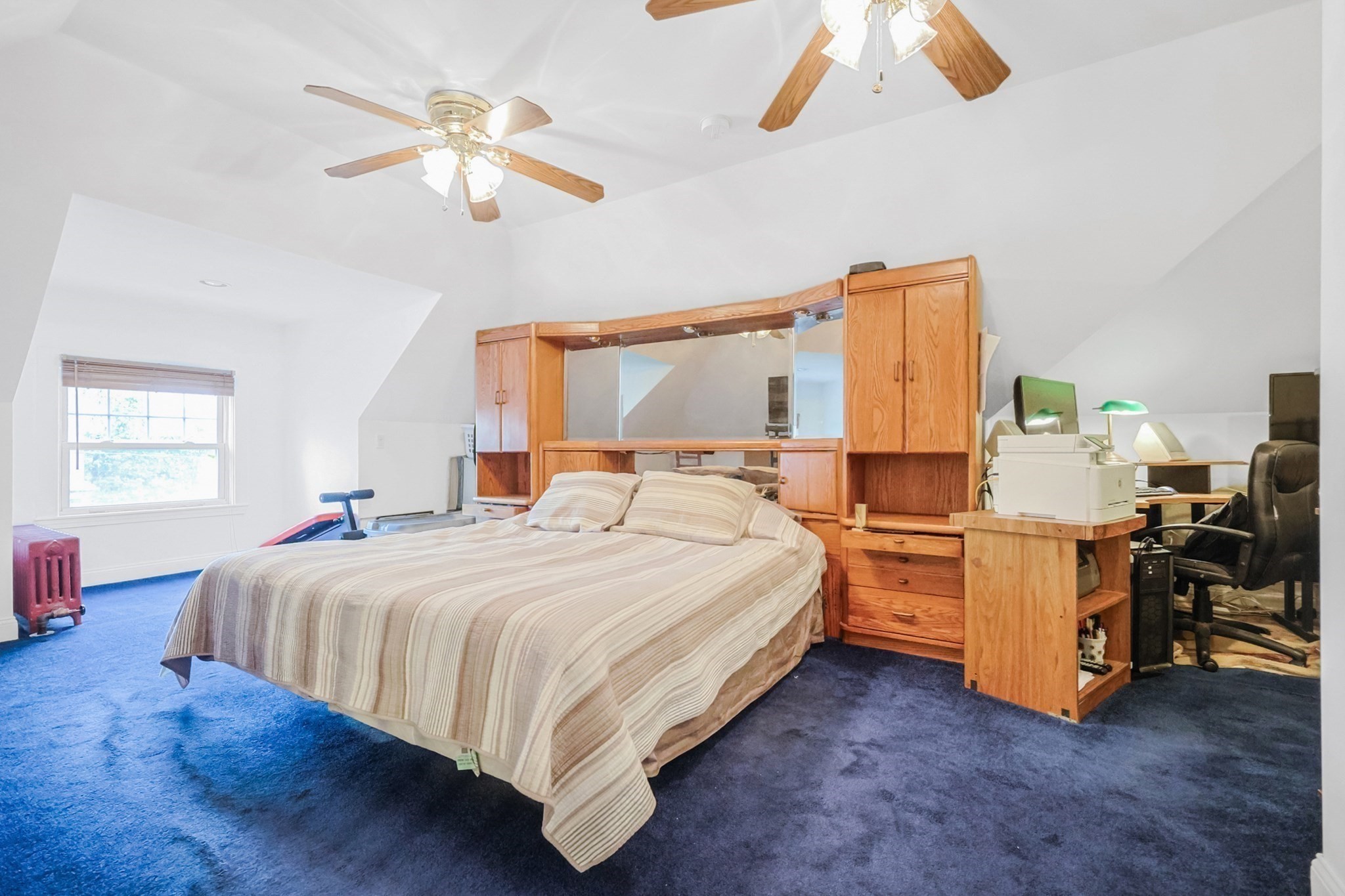 Winthrop, Massachusetts, 02152, United States, 5 Bedrooms Bedrooms, ,3 BathroomsBathrooms,Residential,For Sale,1980794